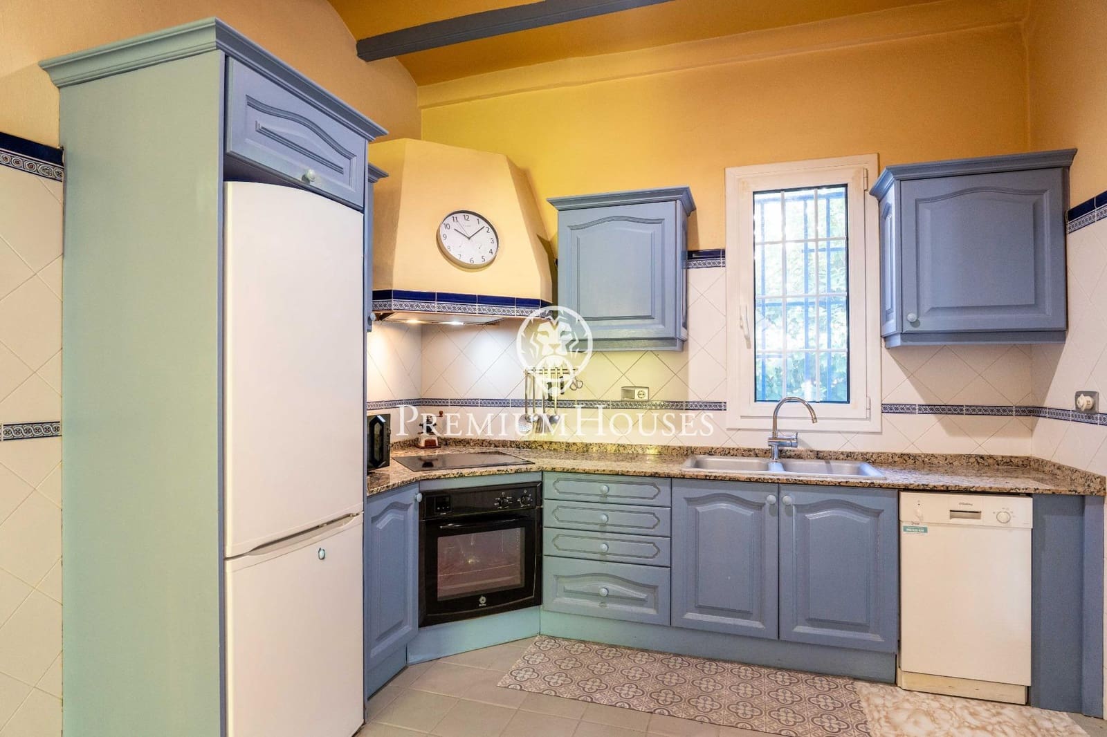 5 soverom Villa til salgs i Begues - € 575 000 (Ref: 9301234)