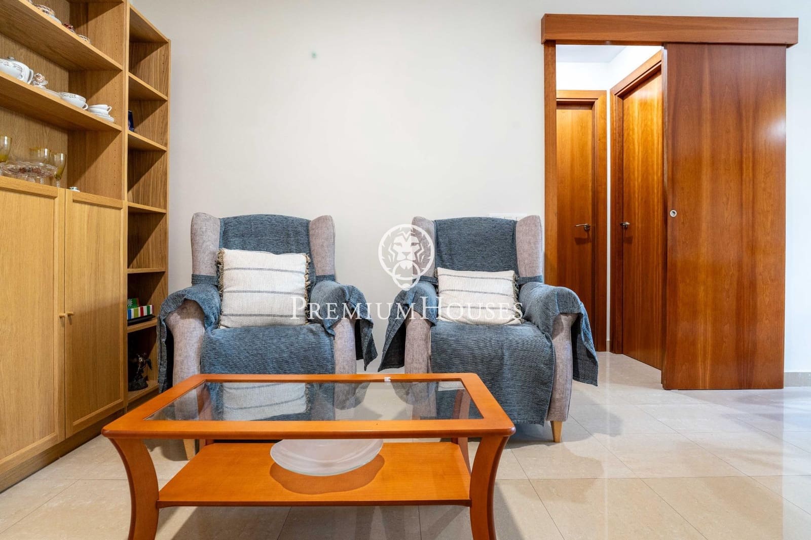 3 bedroom Apartment for sale in Begues - € 350,000 (Ref: 9301235)