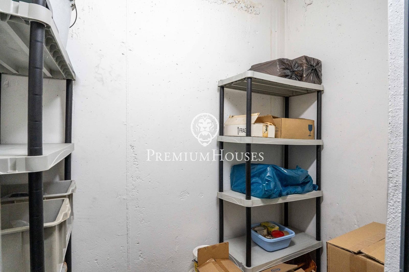 3 bedroom Apartment for sale in Begues - € 350,000 (Ref: 9301235)