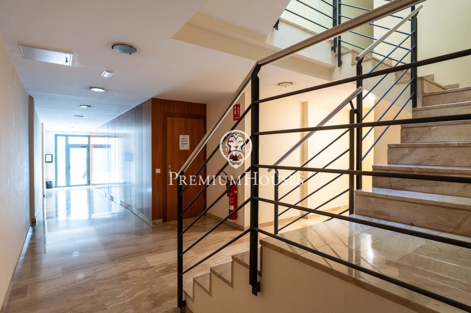 3 bedroom Apartment for sale in Begues - € 350,000 (Ref: 9301235)