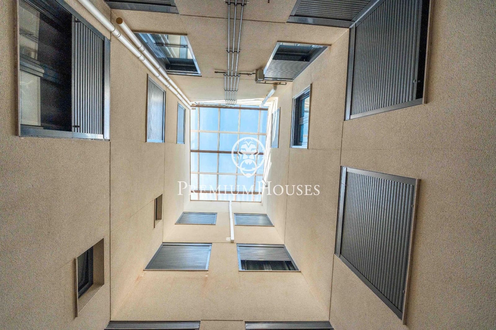 3 bedroom Apartment for sale in Begues - € 350,000 (Ref: 9301235)