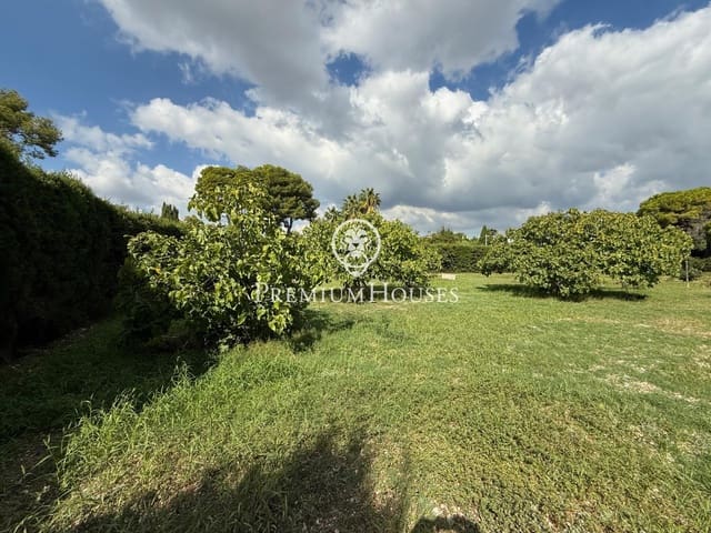 Building Plot for sale in Sitges - € 3,100,000 (Ref: 9303750)