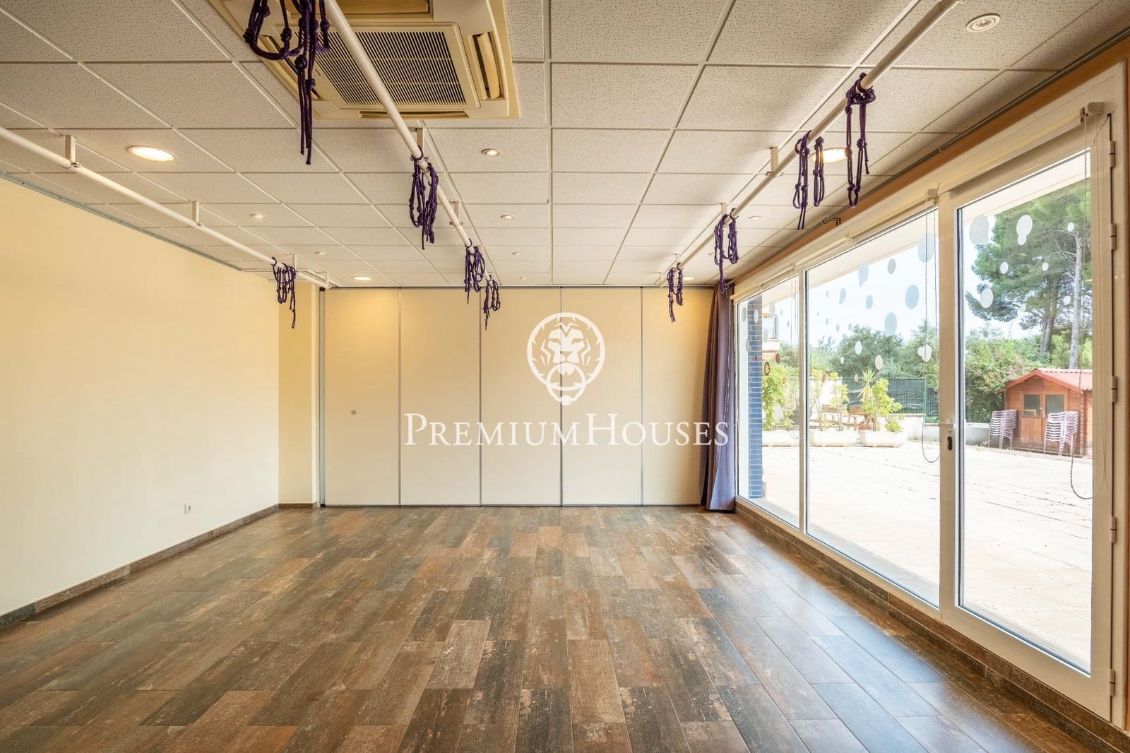 3 bedroom Commercial for rent in Vilafortuny - € 3,500 (Ref: 9311099)