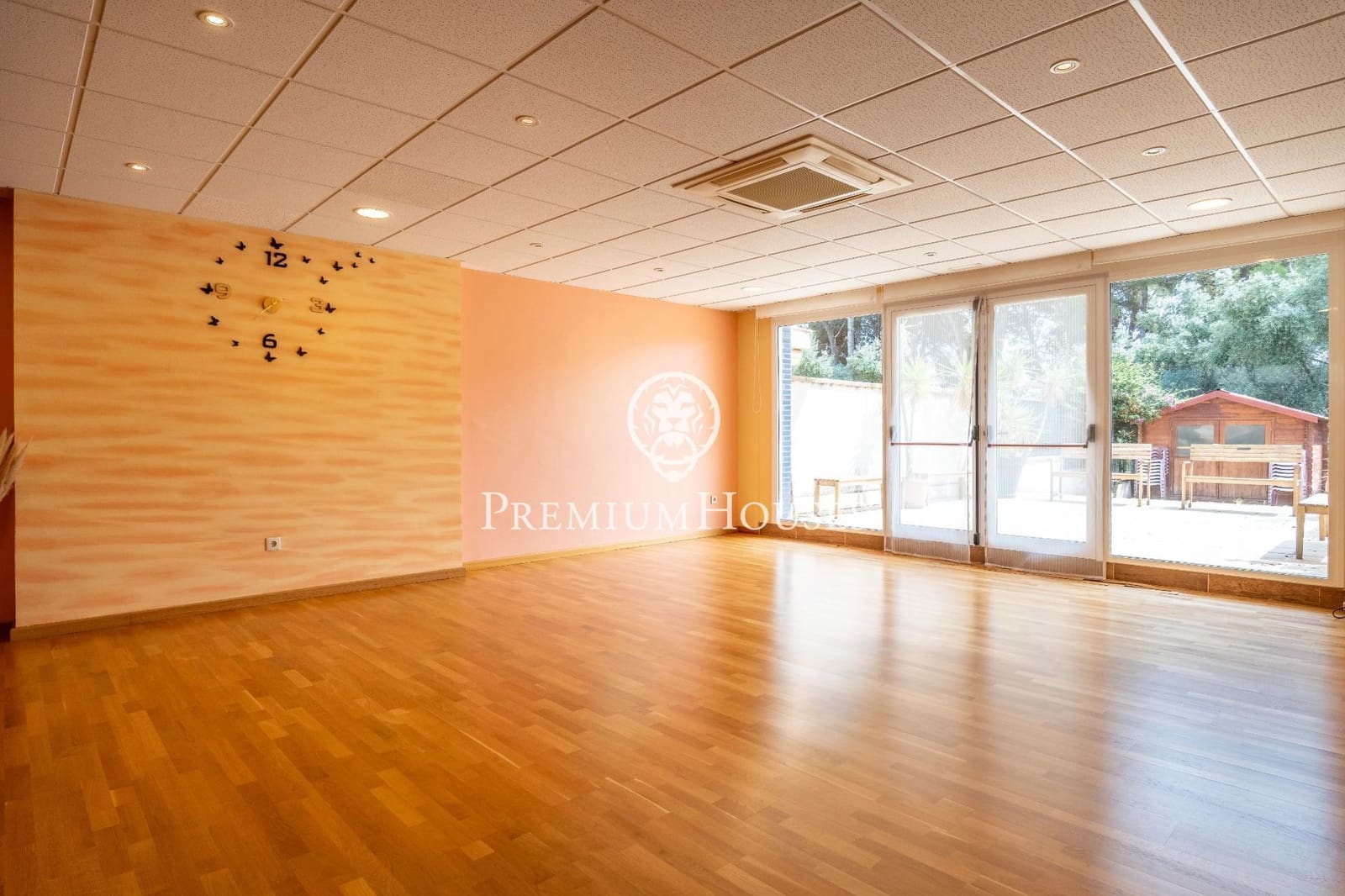 3 bedroom Commercial for rent in Vilafortuny - € 3,500 (Ref: 9311099)