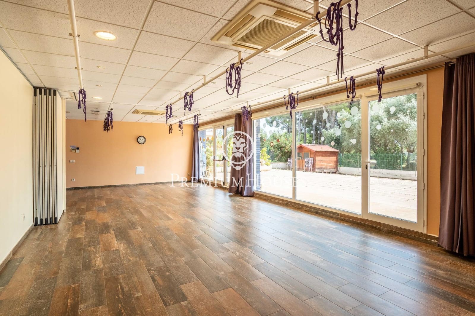 3 bedroom Commercial for rent in Vilafortuny - € 3,500 (Ref: 9311099)