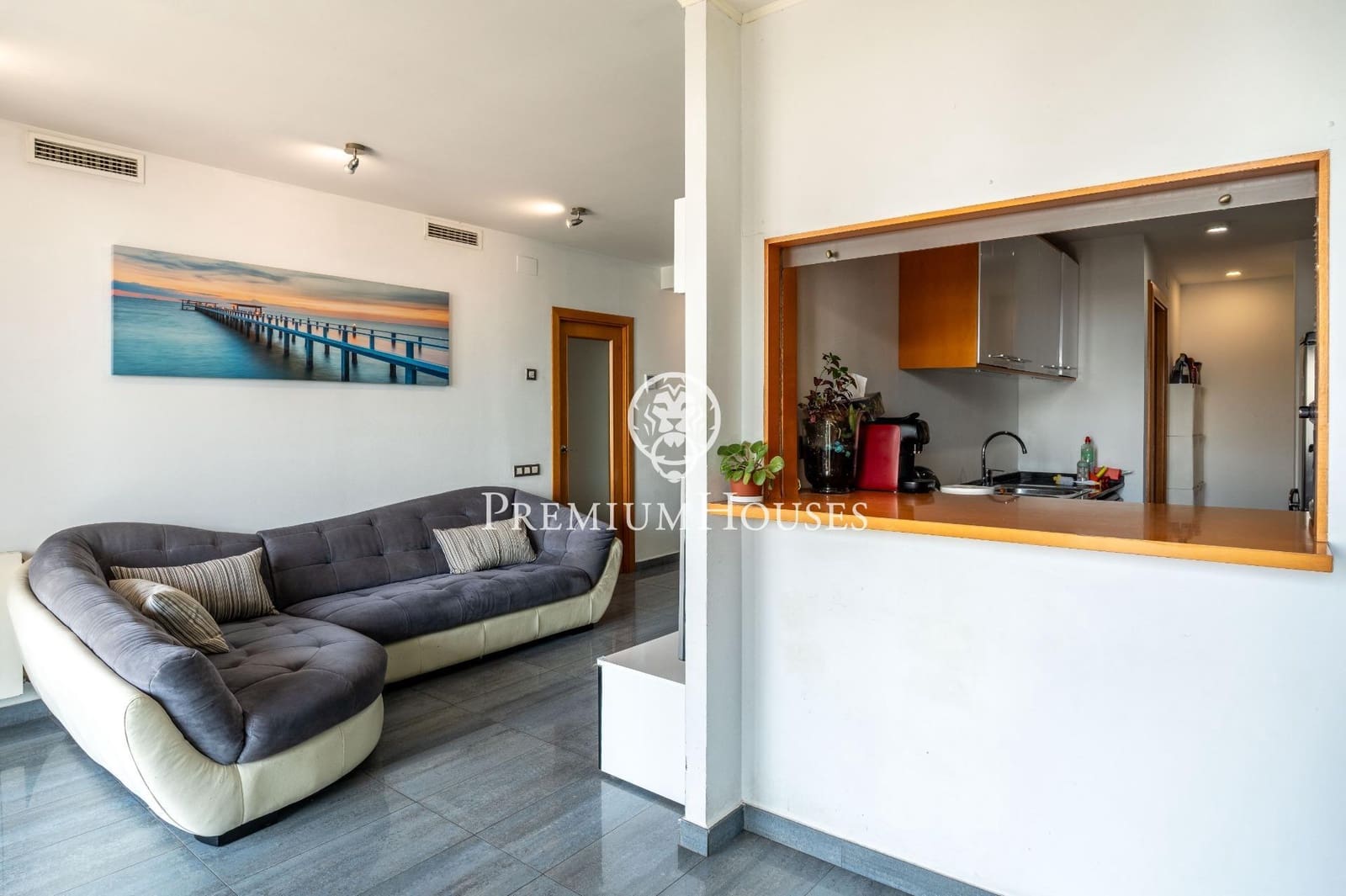 3 sypialnia Apartament przy plaży na sprzedaż w Cubelles z basenem - 479 000 € (Ref: 9330868)