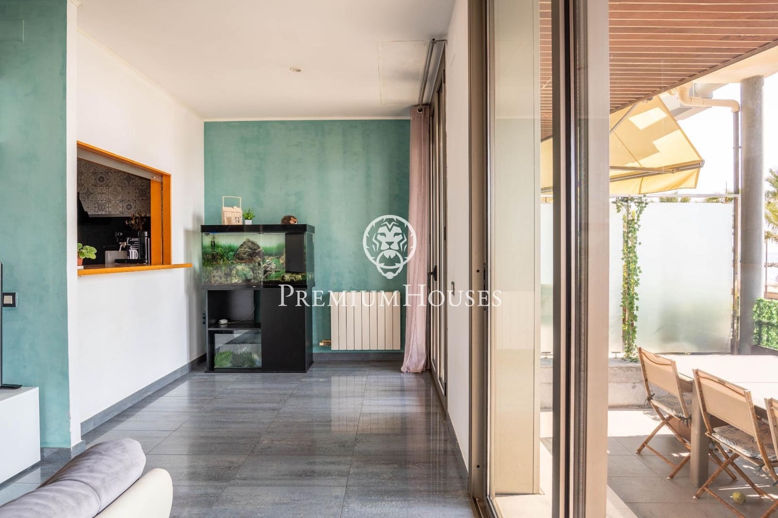 3 sypialnia Apartament przy plaży na sprzedaż w Cubelles z basenem - 479 000 € (Ref: 9330868)