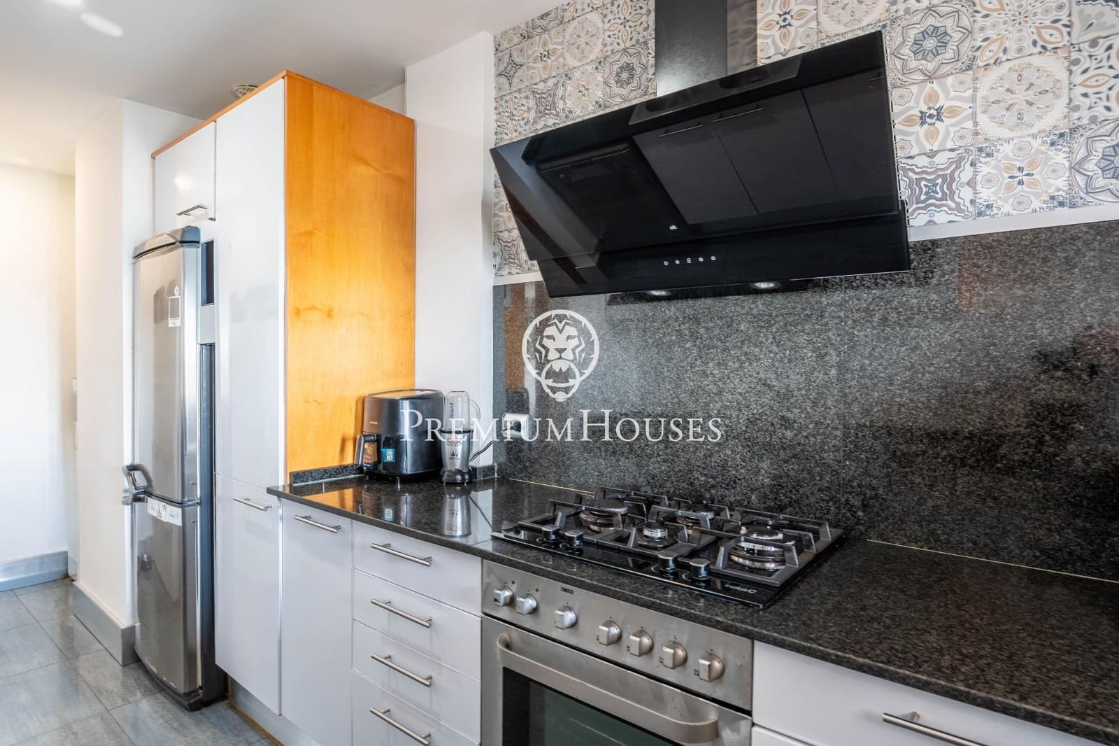 3 sypialnia Apartament przy plaży na sprzedaż w Cubelles z basenem - 479 000 € (Ref: 9330868)