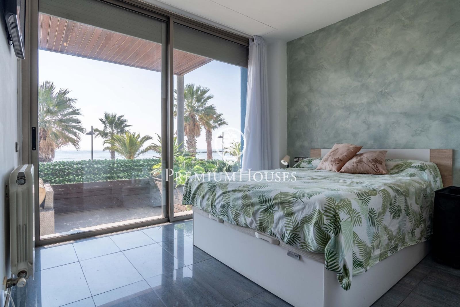 3 sypialnia Apartament przy plaży na sprzedaż w Cubelles z basenem - 479 000 € (Ref: 9330868)