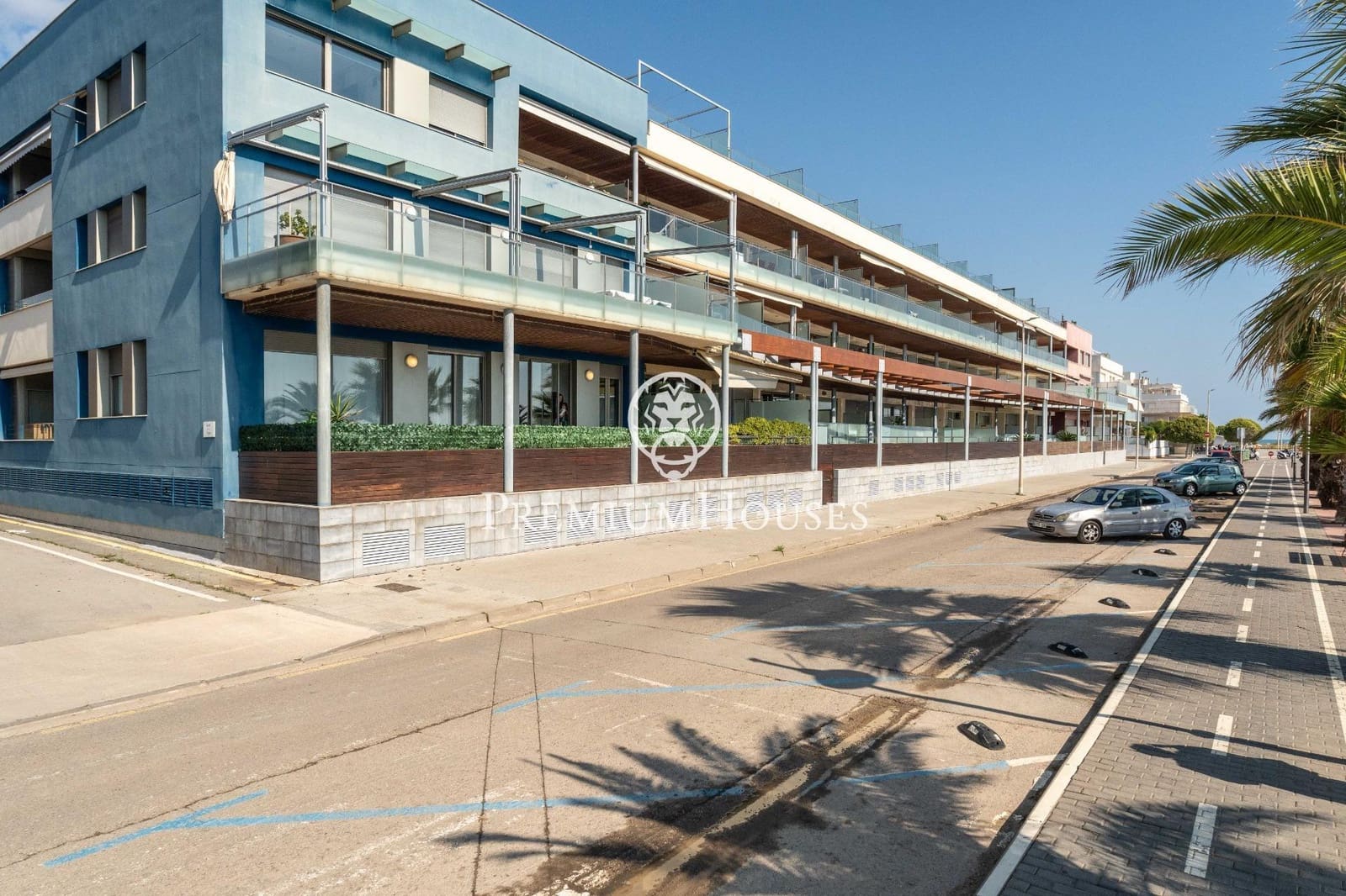 3 sypialnia Apartament przy plaży na sprzedaż w Cubelles z basenem - 479 000 € (Ref: 9330868)