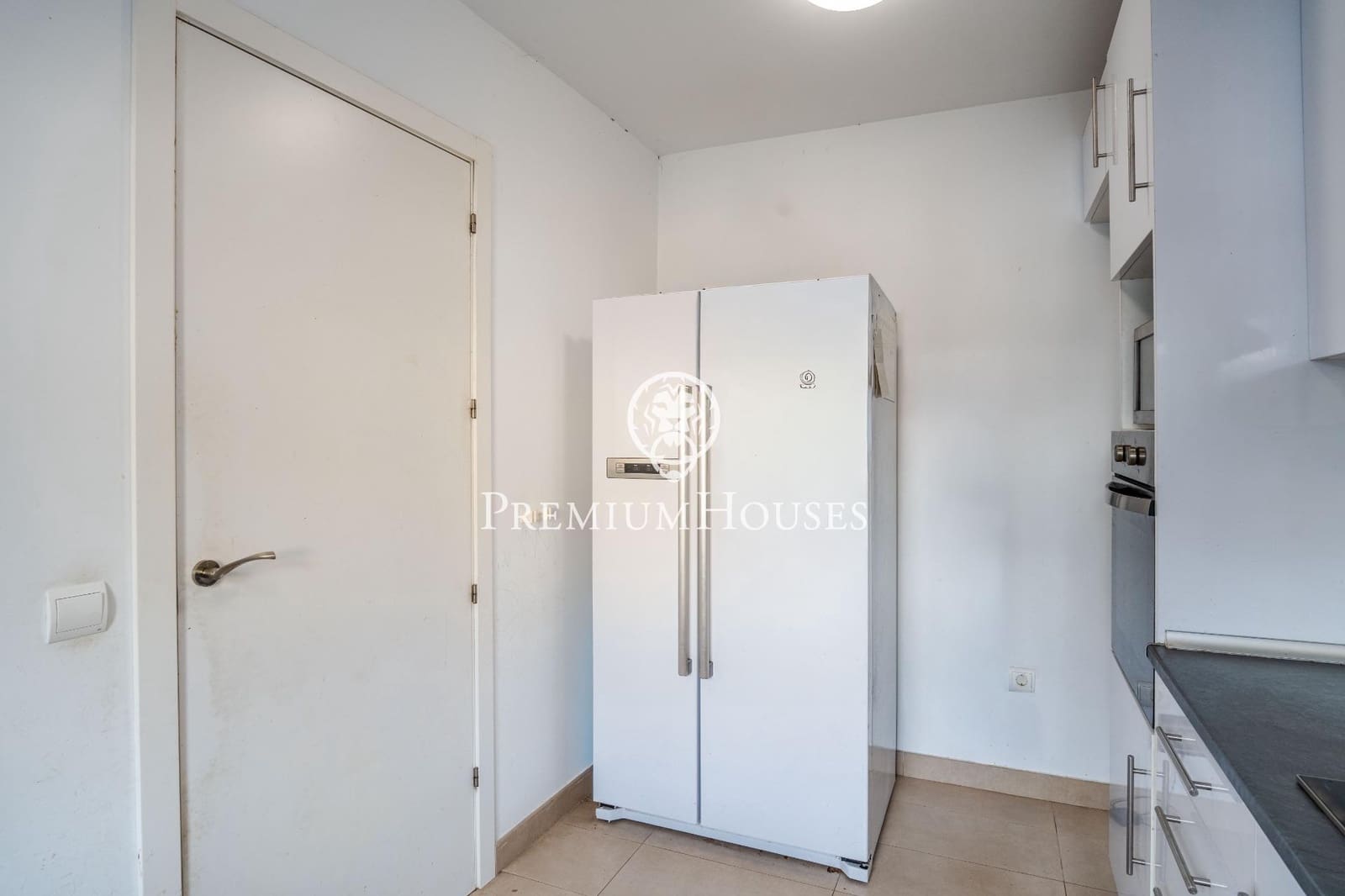 3 slaapkamer Rijtjeshuis te koop in Vilanova i la Geltru - € 339.000 (Ref: 9335254)