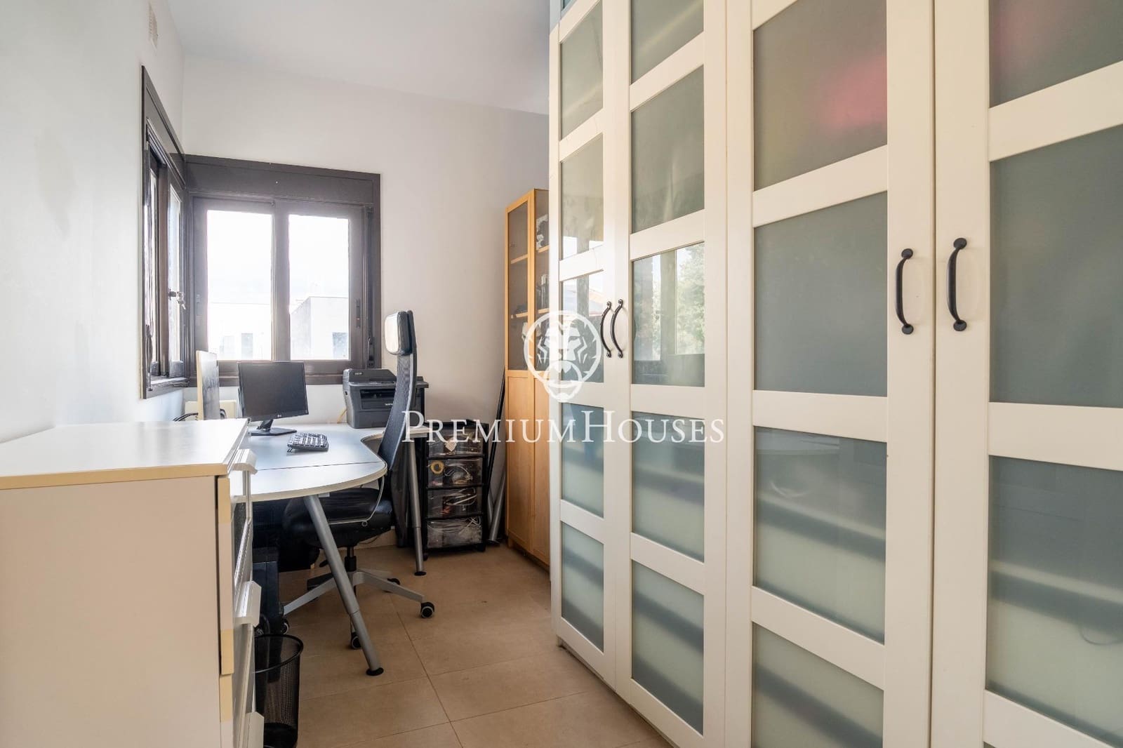 3 slaapkamer Rijtjeshuis te koop in Vilanova i la Geltru - € 339.000 (Ref: 9335254)