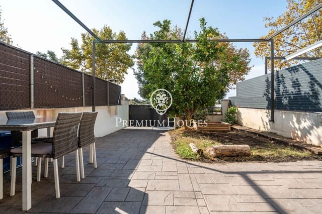 3 slaapkamer Rijtjeshuis te koop in Vilanova i la Geltrú - € 339.000 (Ref: 9335254)