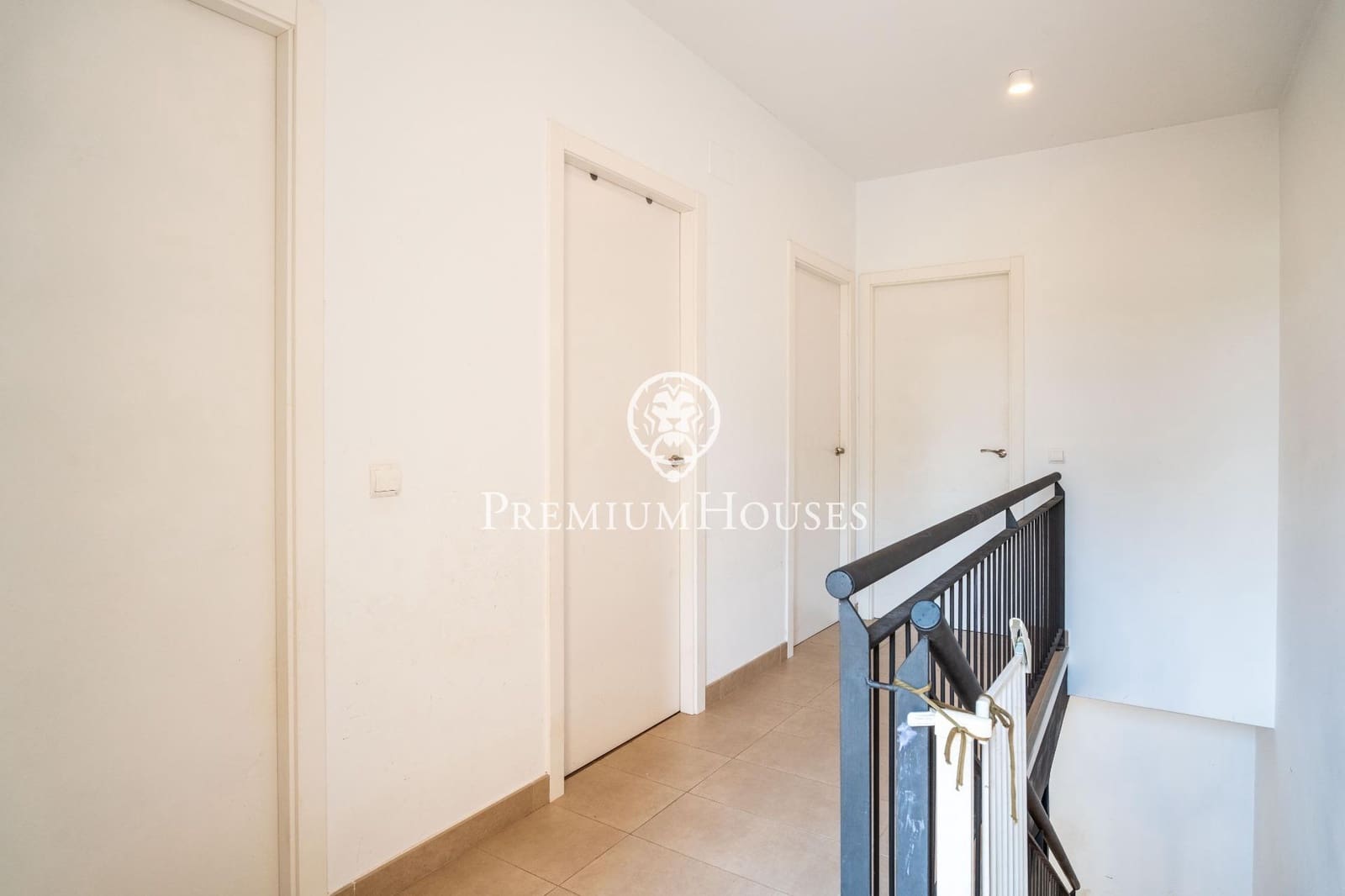 3 slaapkamer Rijtjeshuis te koop in Vilanova i la Geltru - € 339.000 (Ref: 9335254)