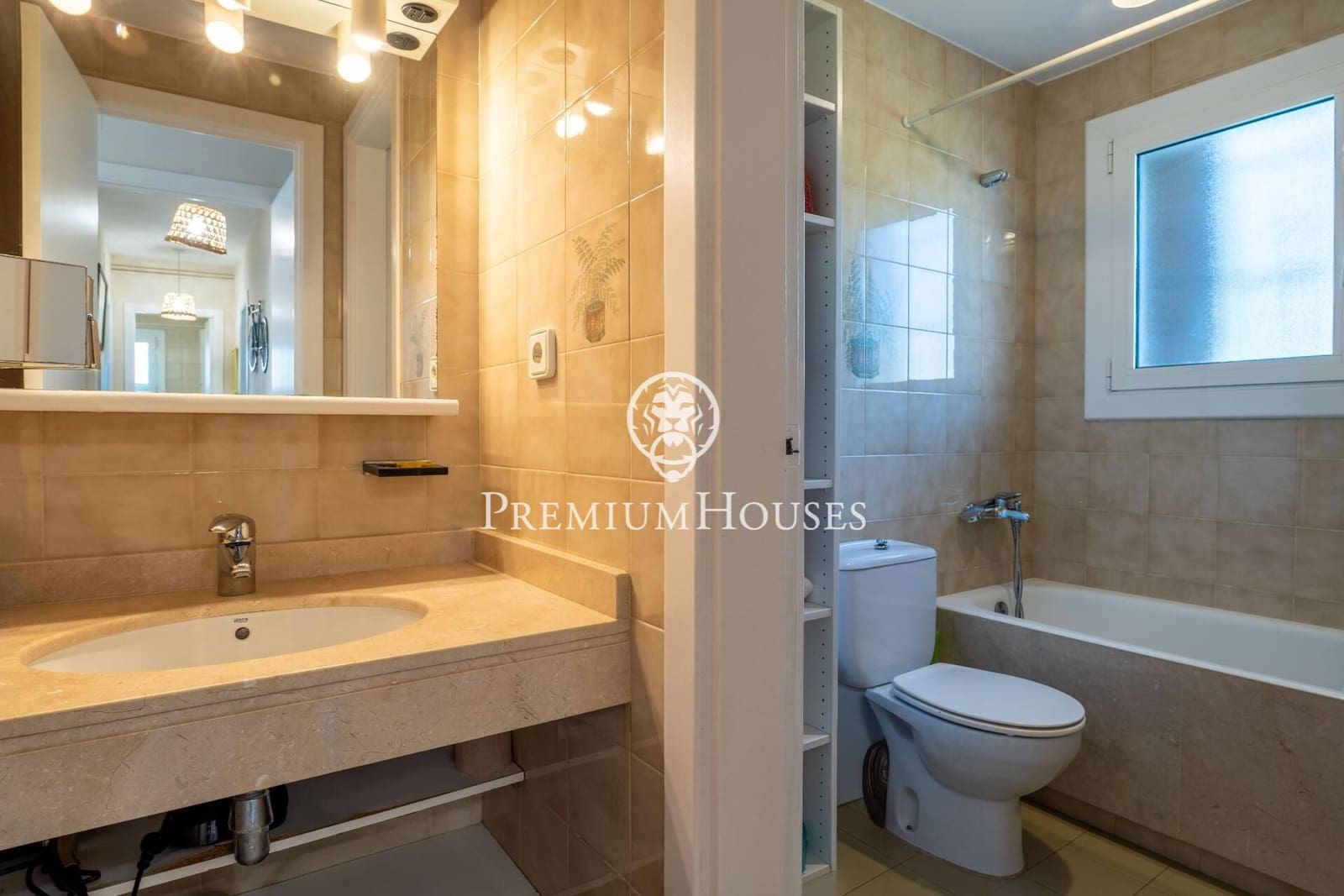 4 sovrum Semi-fristående Villa till salu i Sitges med pool garage - 1 450 000 € (Ref: 9347665)