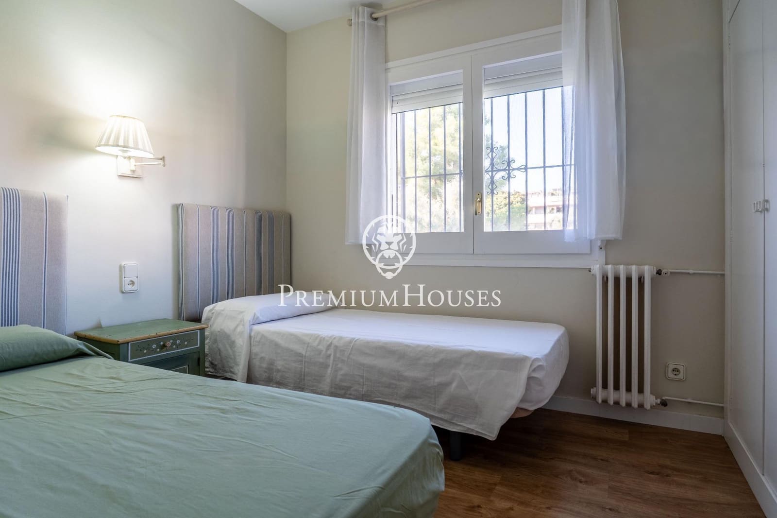 4 sovrum Semi-fristående Villa till salu i Sitges med pool garage - 1 450 000 € (Ref: 9347665)