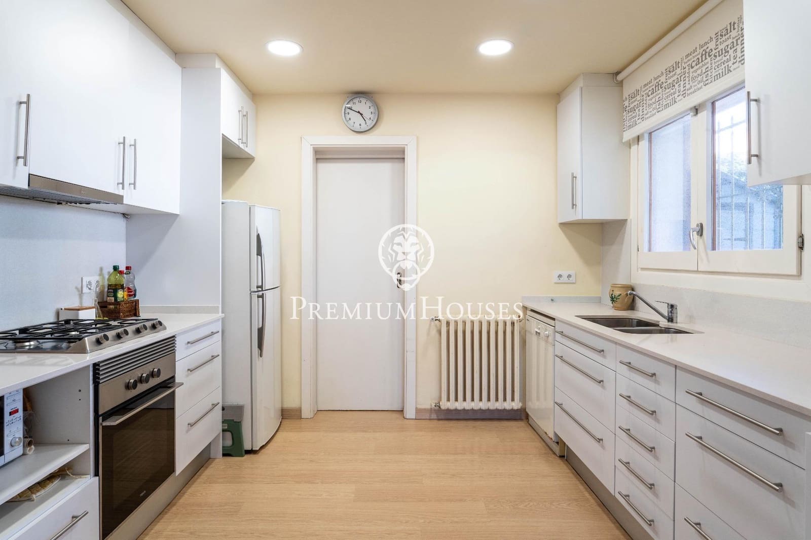 4 sovrum Semi-fristående Villa till salu i Sitges med pool garage - 1 450 000 € (Ref: 9347665)