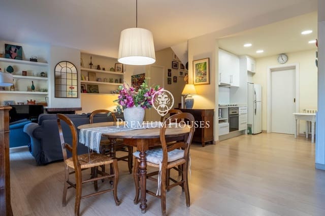 4 soverom Kjedet enebolig til salgs i Sitges med svømmebasseng garasje - € 1 450 000 (Ref: 9347665)