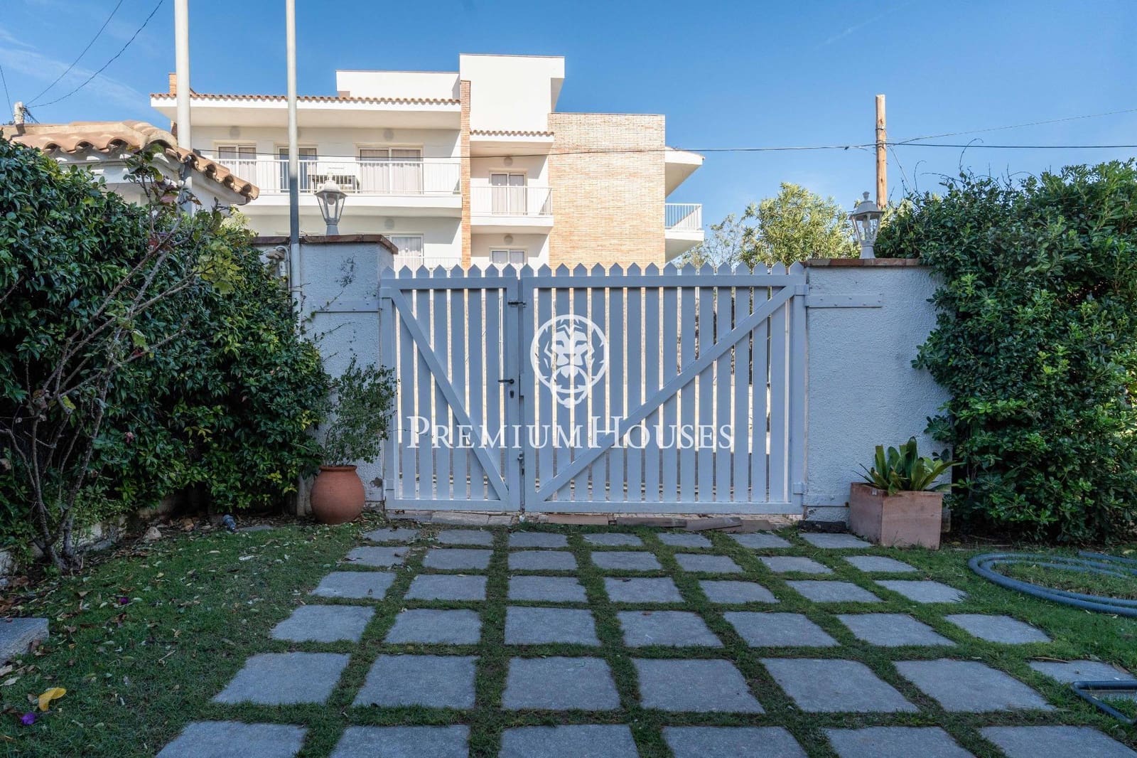 4 sovrum Semi-fristående Villa till salu i Sitges med pool garage - 1 450 000 € (Ref: 9347665)