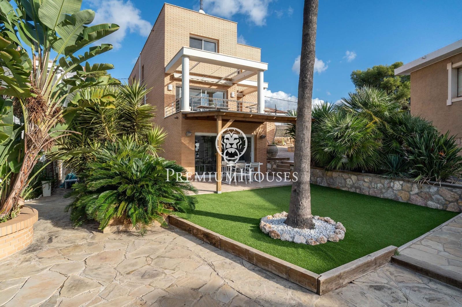 6 chambre Villa/Maison à vendre à Tarragone ville avec garage - 2 400 000 € (Ref: 9347666)