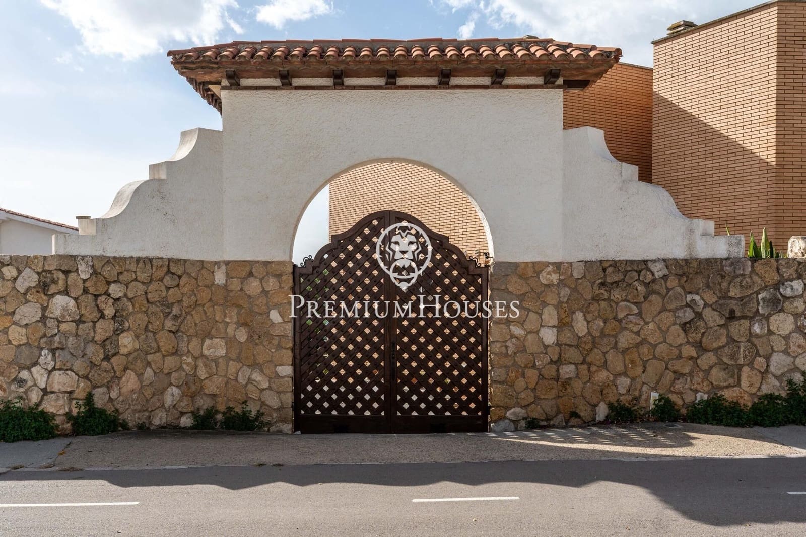 6 chambre Villa/Maison à vendre à Tarragone ville avec garage - 2 400 000 € (Ref: 9347666)