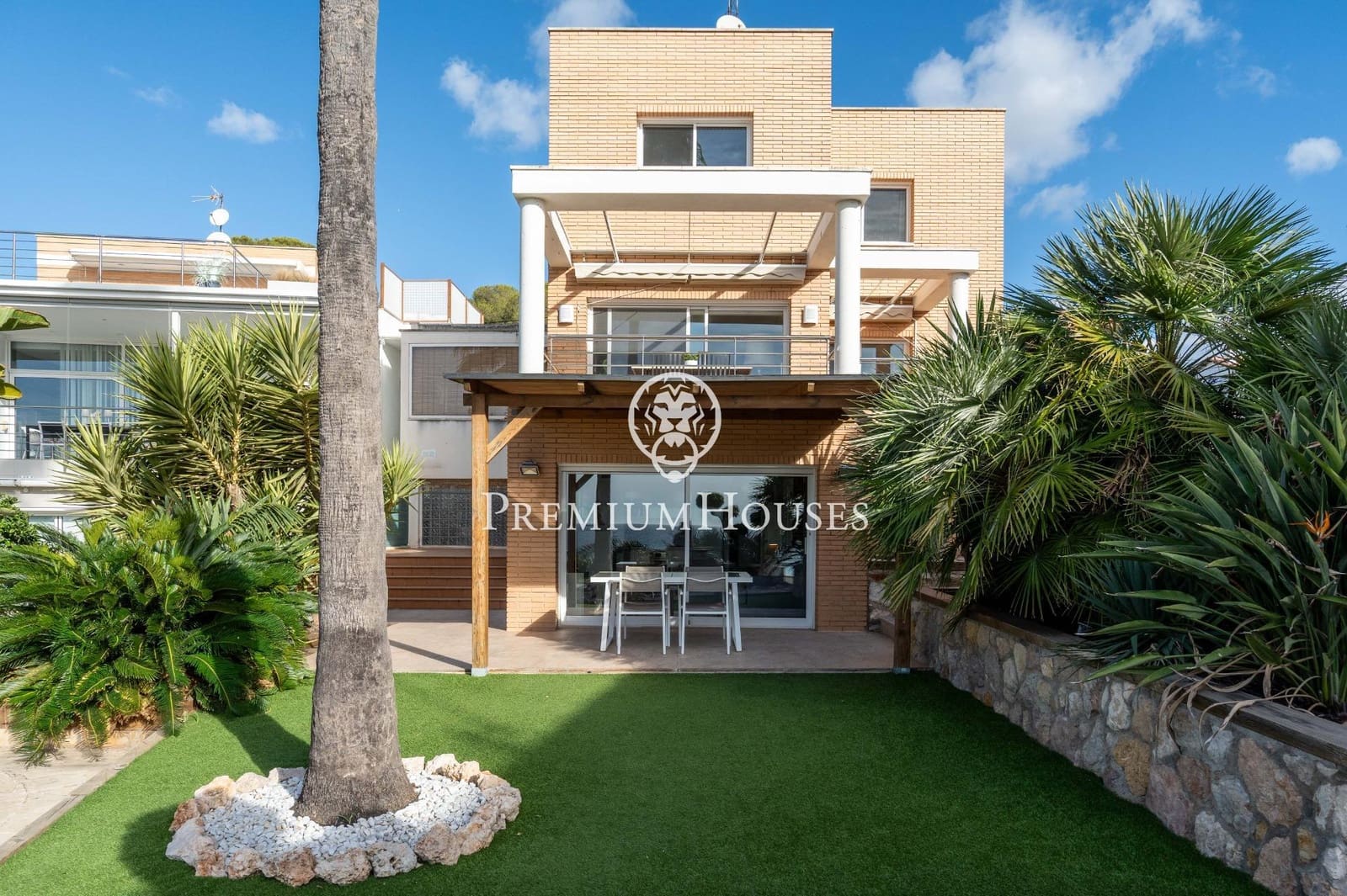 6 chambre Villa/Maison à vendre à Tarragone ville avec garage - 2 400 000 € (Ref: 9347666)