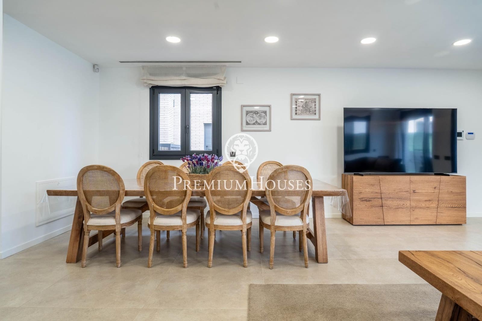 4 sypialnia Willa na sprzedaż w Vilafortuny z basenem garażem - 860 000 € (Ref: 9356098)