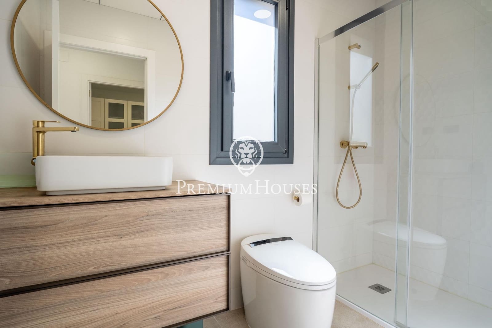 4 sypialnia Willa na sprzedaż w Vilafortuny z basenem garażem - 860 000 € (Ref: 9356098)