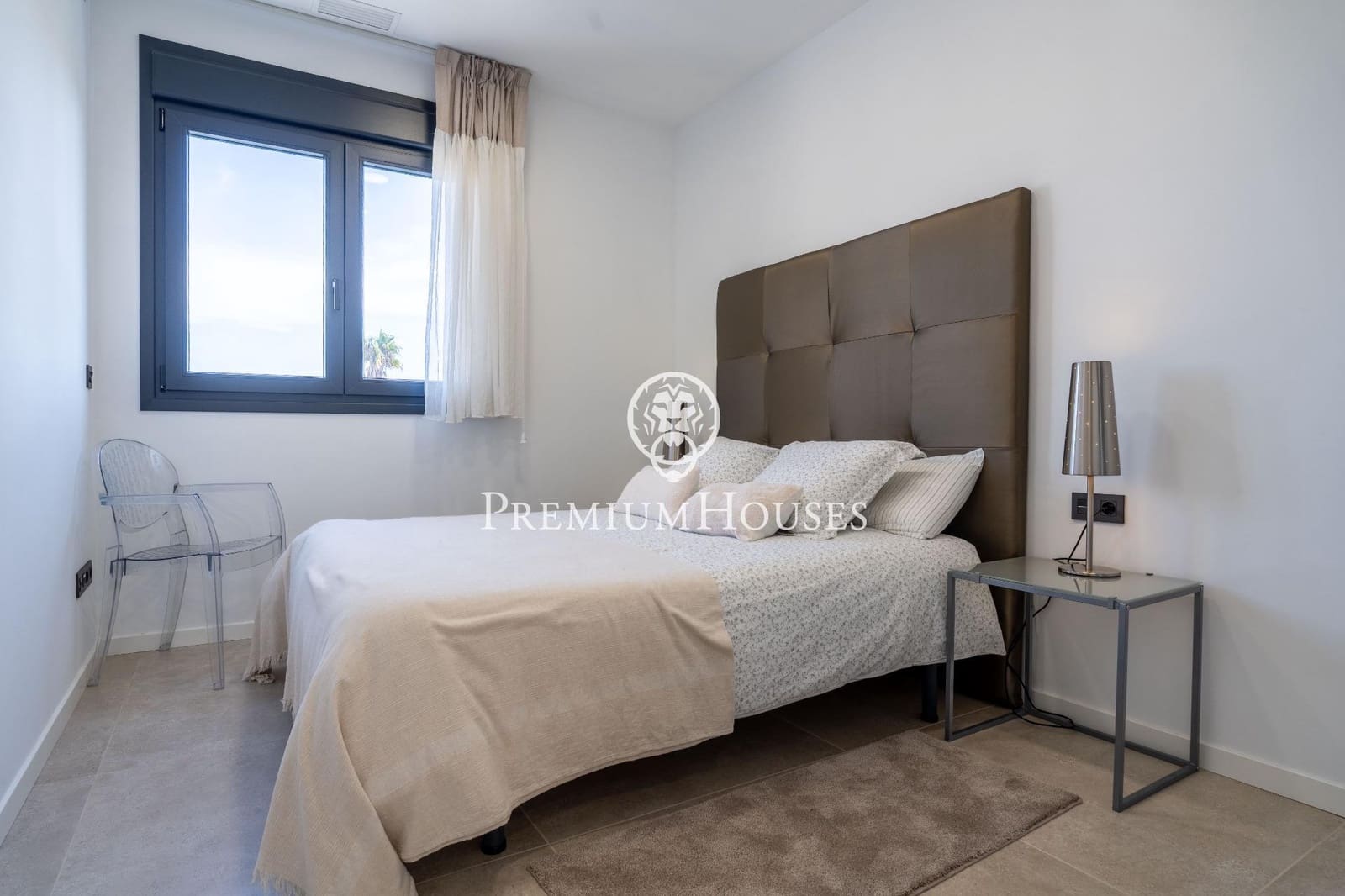 4 sypialnia Willa na sprzedaż w Vilafortuny z basenem garażem - 860 000 € (Ref: 9356098)