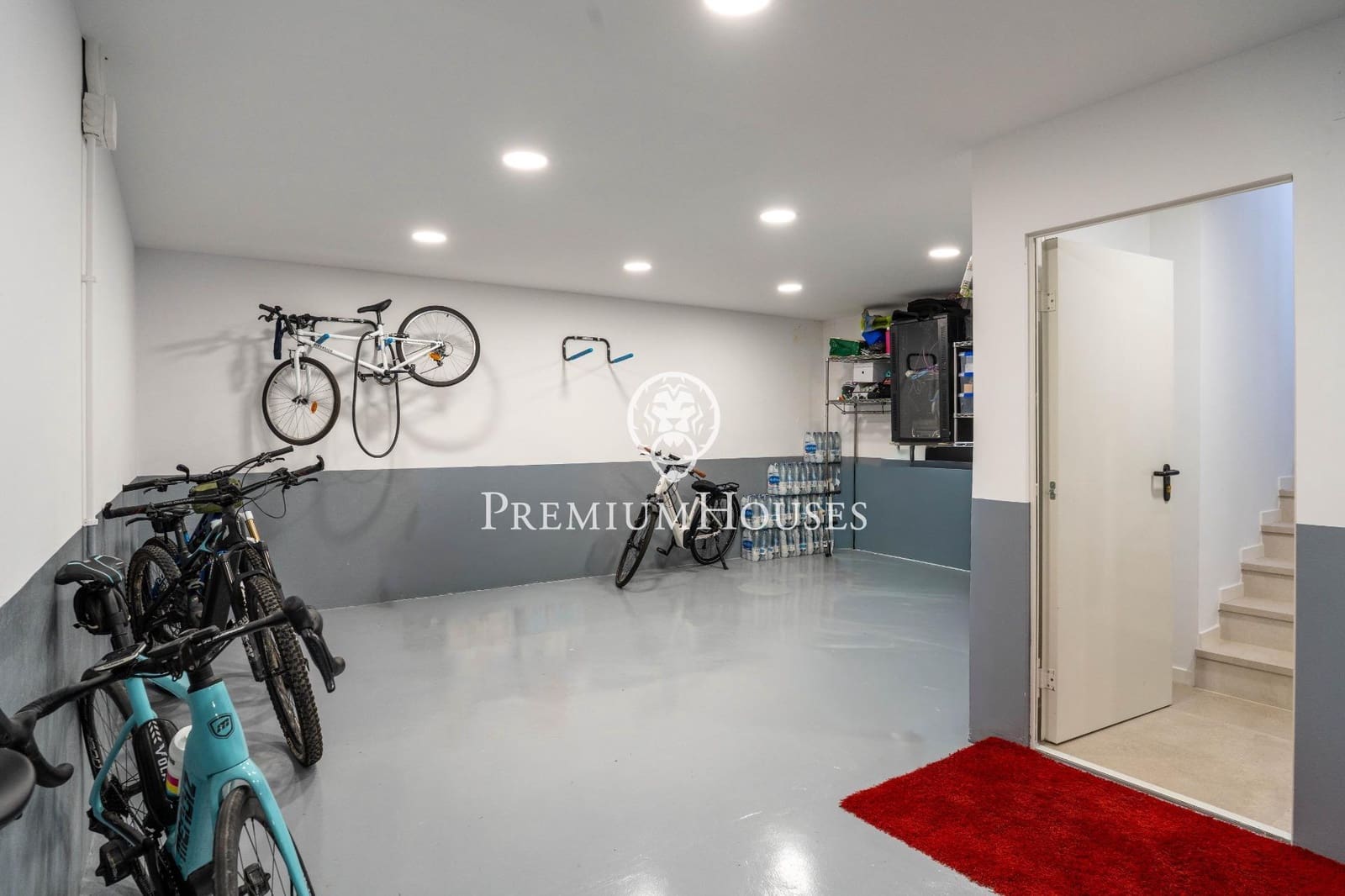 4 sypialnia Willa na sprzedaż w Vilafortuny z basenem garażem - 860 000 € (Ref: 9356098)