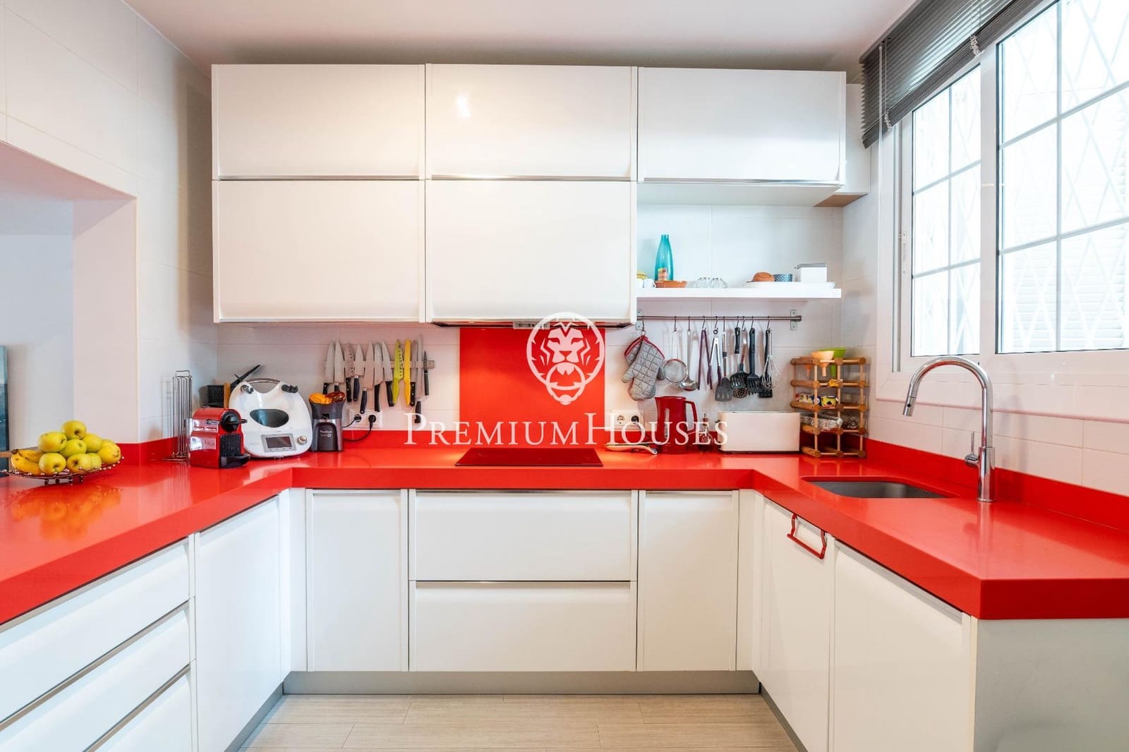 4 makuuhuone Rivitalo myytävänä paikassa Sant Pere de Ribes mukana uima-altaan 
autotalli - 630 000 € (Ref: 9367410)