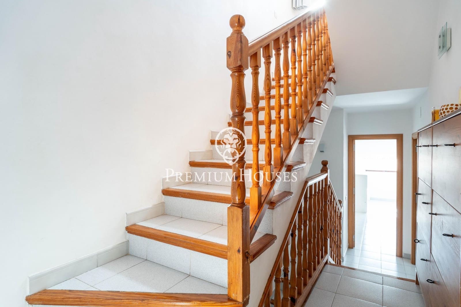 4 makuuhuone Rivitalo myytävänä paikassa Sant Pere de Ribes mukana uima-altaan 
autotalli - 630 000 € (Ref: 9367410)