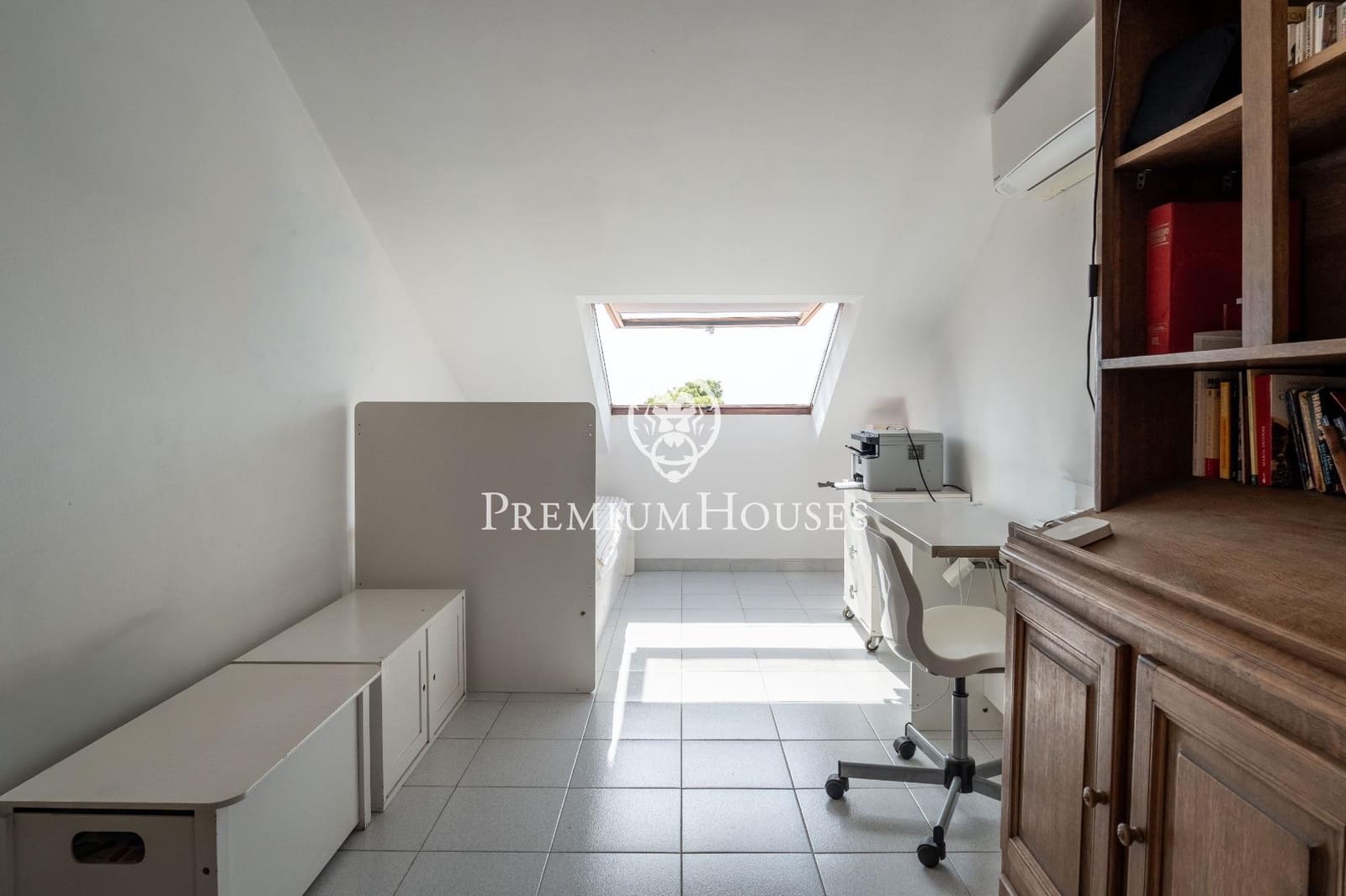 4 makuuhuone Rivitalo myytävänä paikassa Sant Pere de Ribes mukana uima-altaan 
autotalli - 630 000 € (Ref: 9367410)