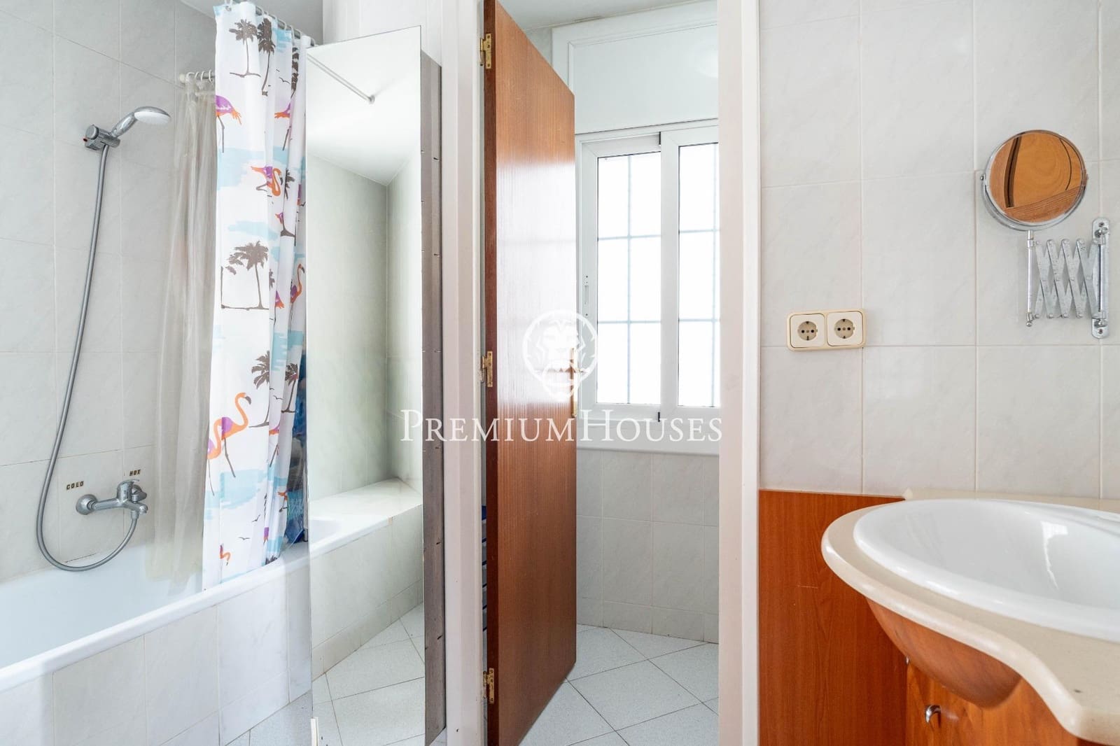 4 makuuhuone Rivitalo myytävänä paikassa Sant Pere de Ribes mukana uima-altaan 
autotalli - 630 000 € (Ref: 9367410)