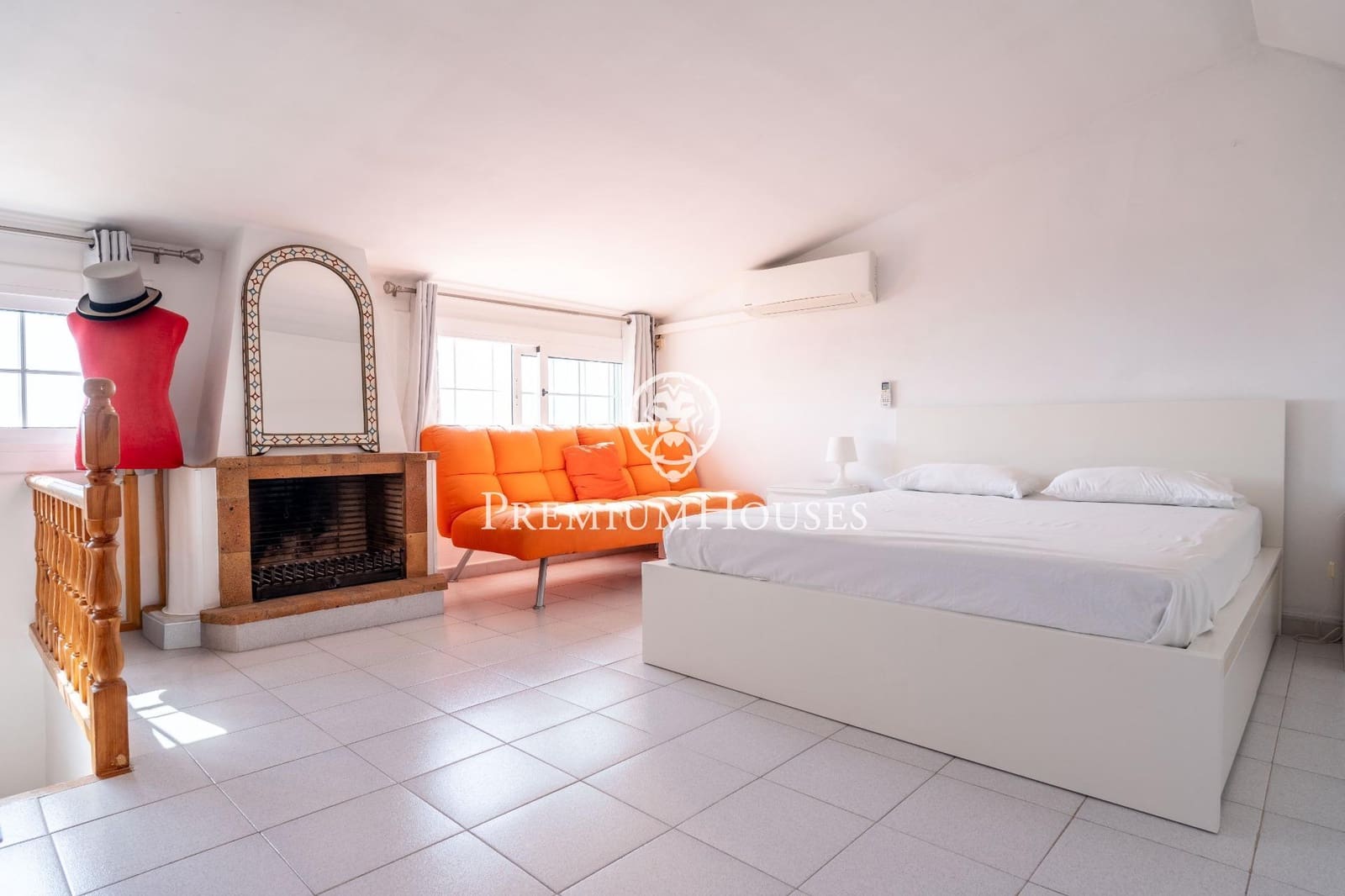 4 makuuhuone Rivitalo myytävänä paikassa Sant Pere de Ribes mukana uima-altaan 
autotalli - 630 000 € (Ref: 9367410)