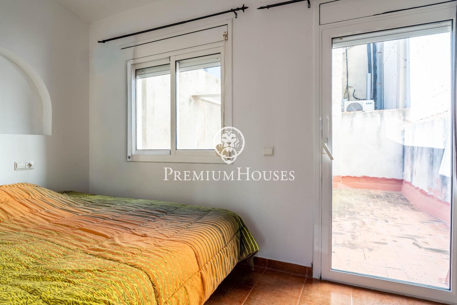 3 sovrum Hus till salu i Vilanova i la Geltru med garage - 430 000 € (Ref: 9367416)