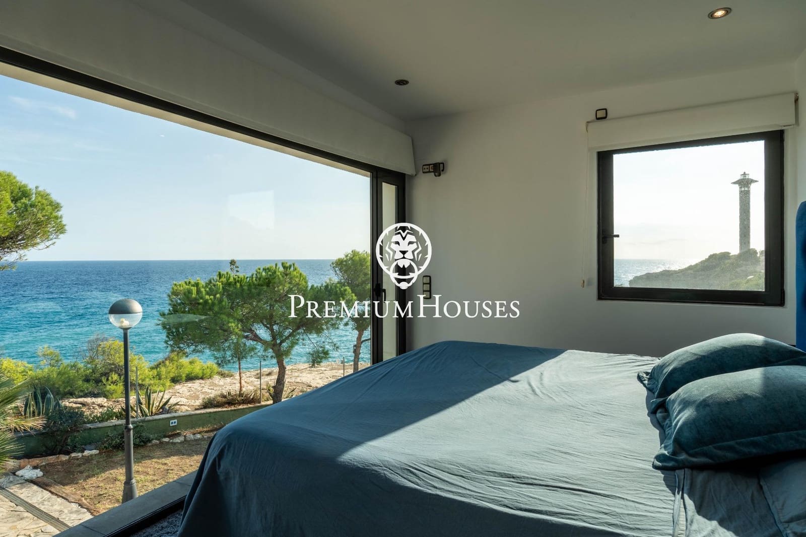 6 soverom Villa til salgs i Torredembarra med svømmebasseng garasje - € 3 350 000 (Ref: 9382739)