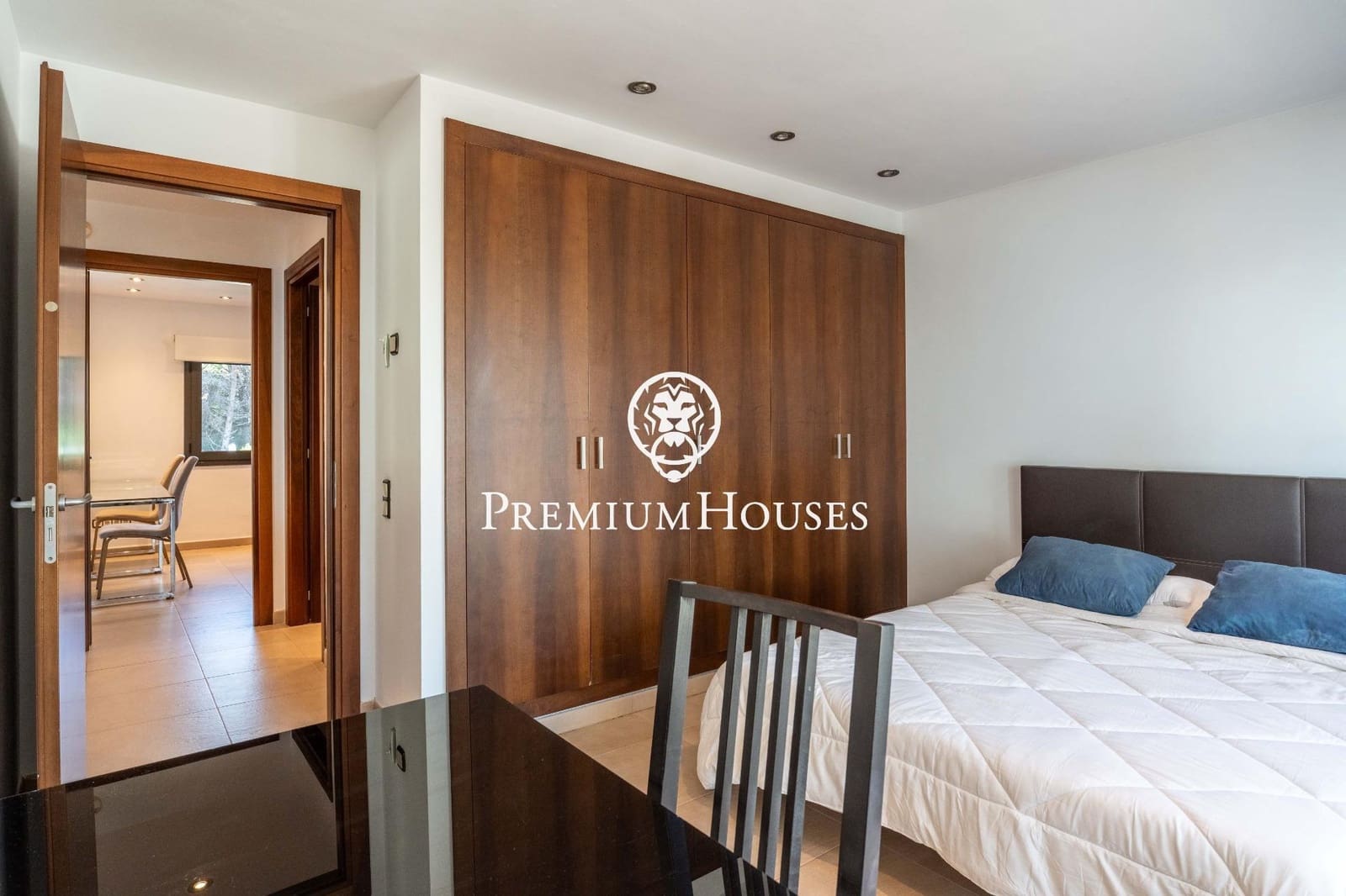 6 soverom Villa til salgs i Torredembarra med svømmebasseng garasje - € 3 350 000 (Ref: 9382739)