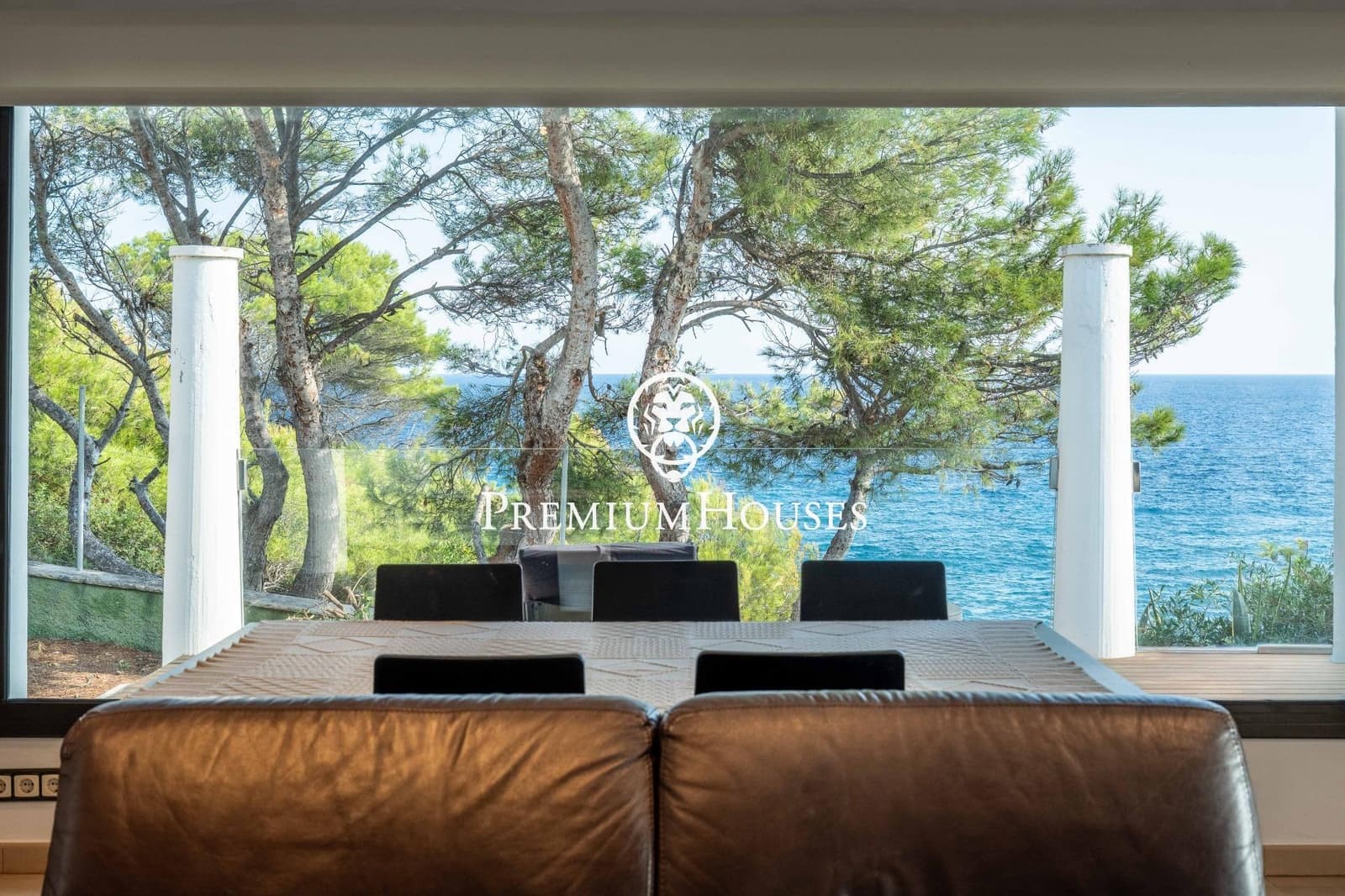 6 soverom Villa til salgs i Torredembarra med svømmebasseng garasje - € 3 350 000 (Ref: 9382739)