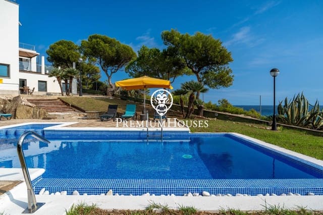 6 soverom Villa til salgs i Torredembarra med svømmebasseng garasje - € 3 350 000 (Ref: 9382739)