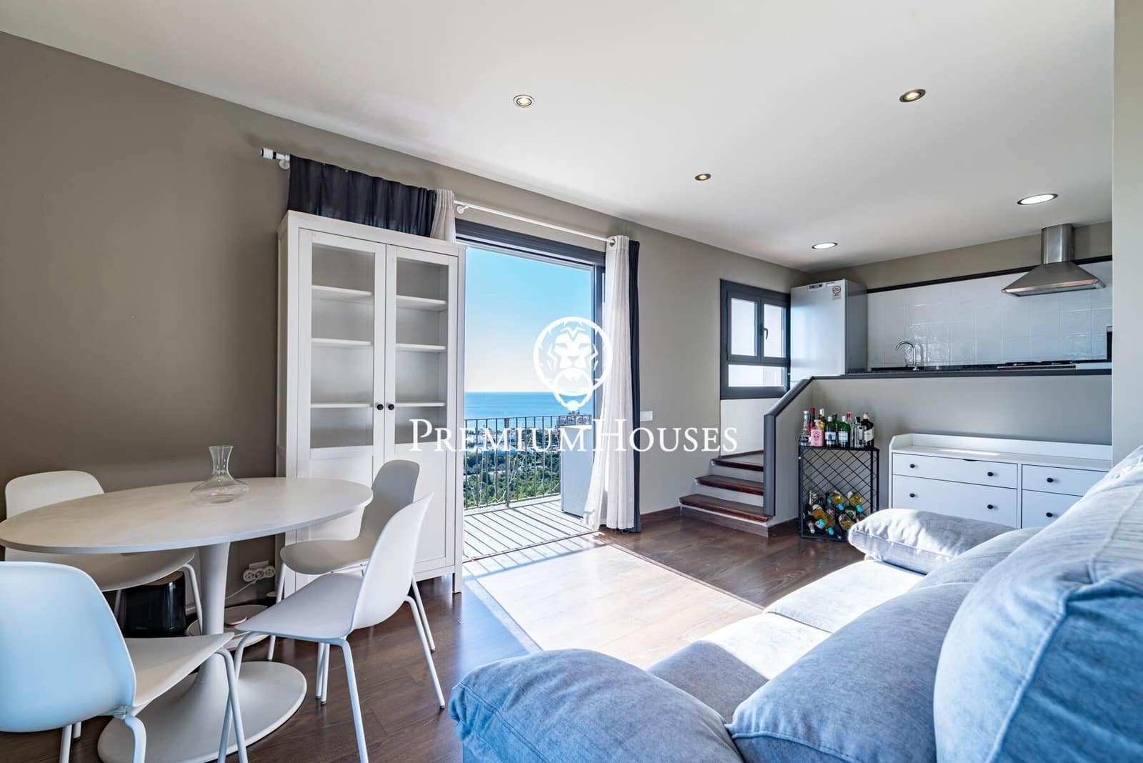 4 sypialnia Willa na sprzedaż w Sitges z basenem - 1 895 000 € (Ref: 9406637)