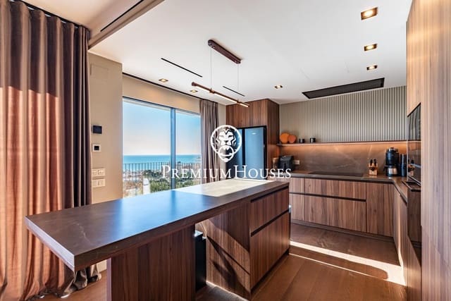 4 sypialnia Willa na sprzedaż w Sitges z basenem - 1 895 000 € (Ref: 9406637)