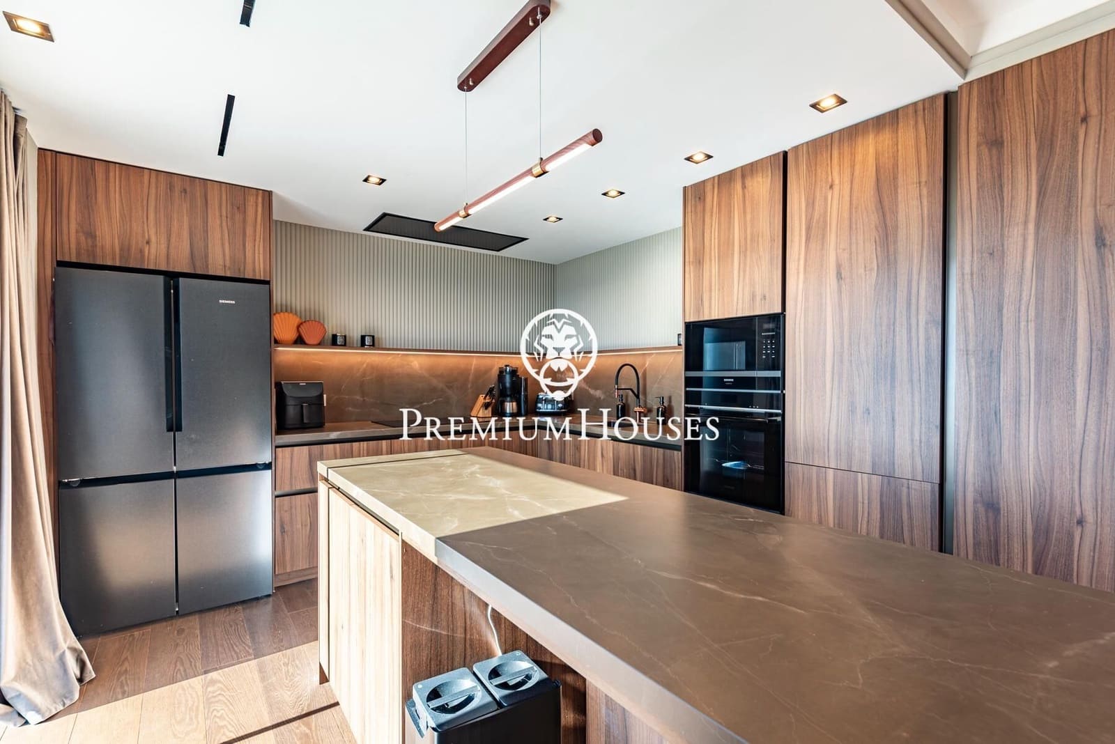 4 sypialnia Willa na sprzedaż w Sitges z basenem - 1 895 000 € (Ref: 9406637)