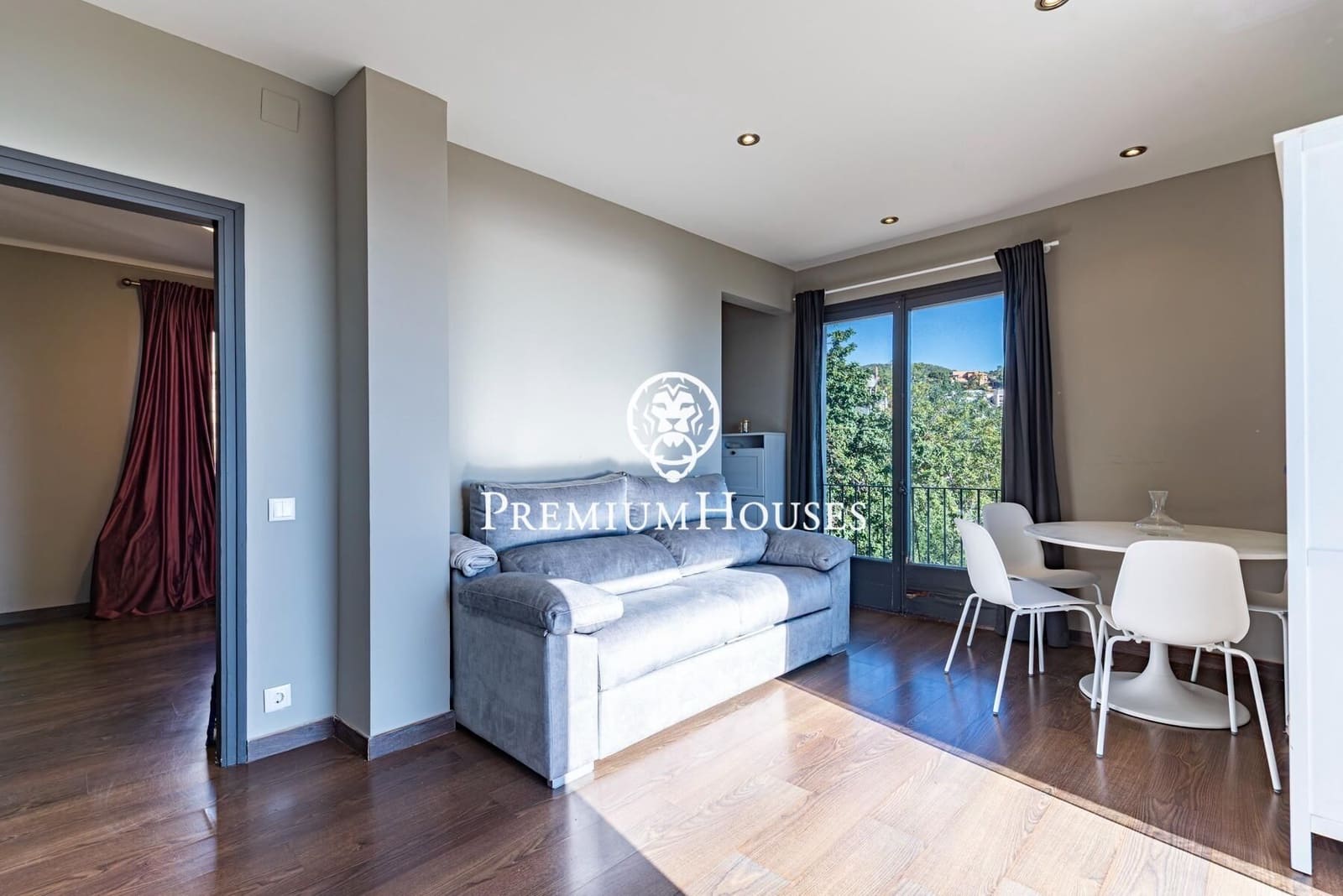 4 sypialnia Willa na sprzedaż w Sitges z basenem - 1 895 000 € (Ref: 9406637)