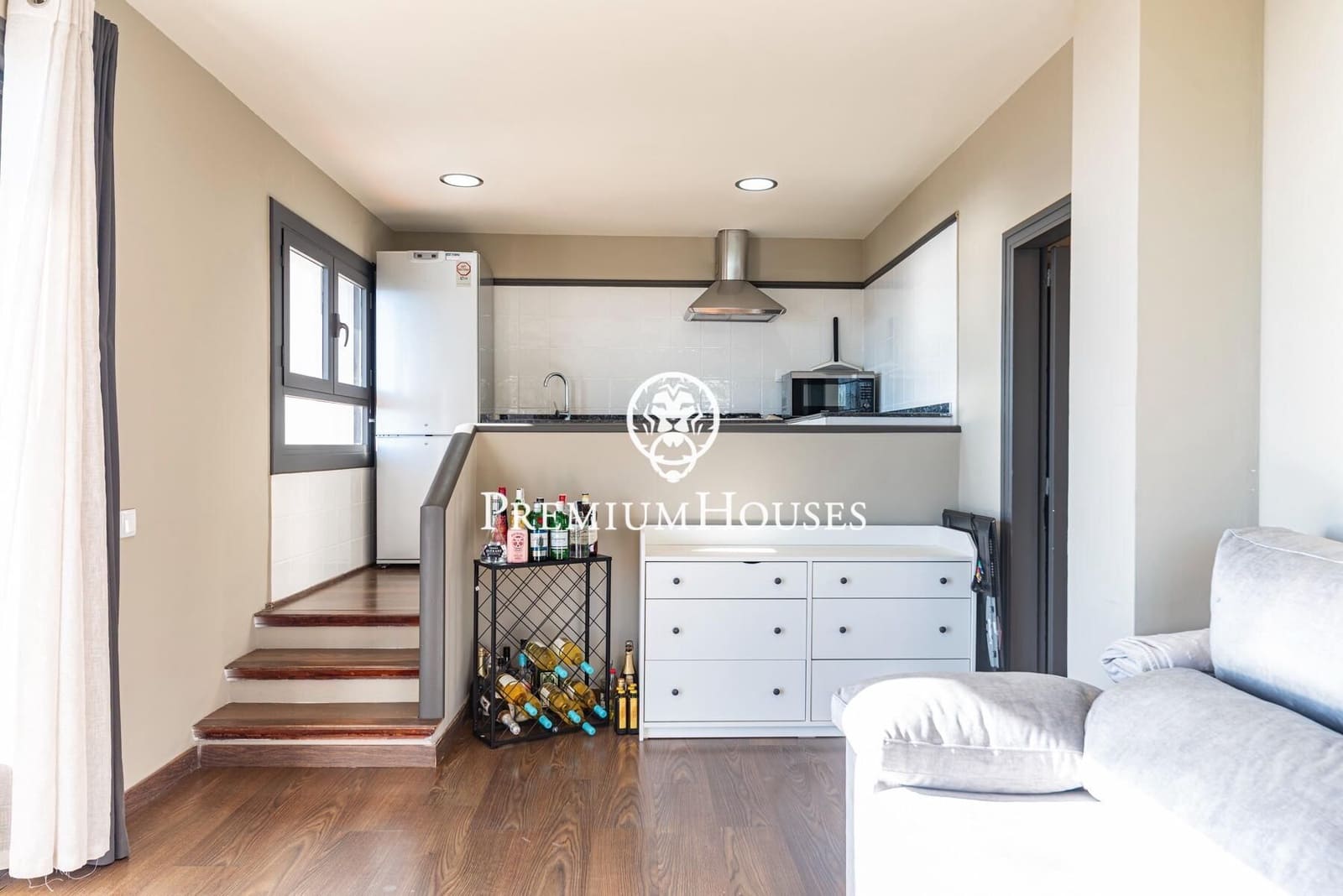 4 sypialnia Willa na sprzedaż w Sitges z basenem - 1 895 000 € (Ref: 9406637)