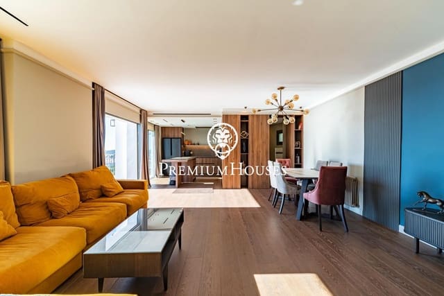 4 sypialnia Willa na sprzedaż w Sitges z basenem - 1 895 000 € (Ref: 9406637)