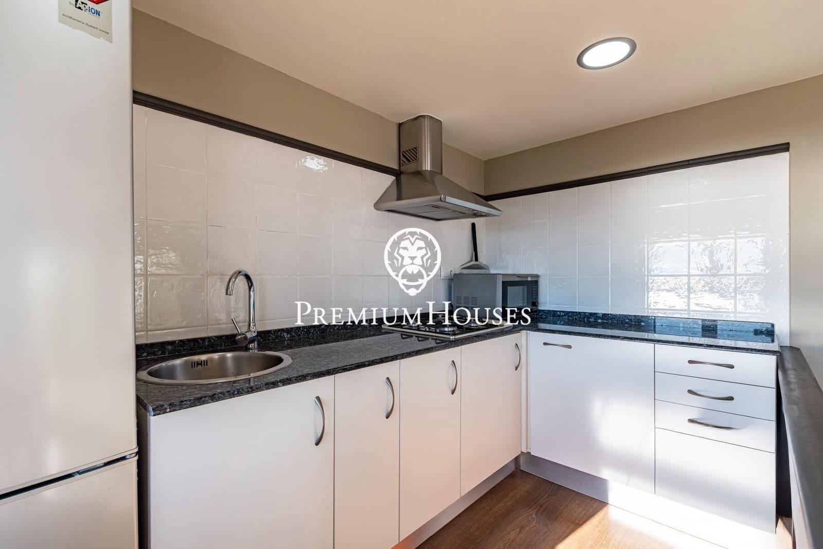 4 sypialnia Willa na sprzedaż w Sitges z basenem - 1 895 000 € (Ref: 9406637)