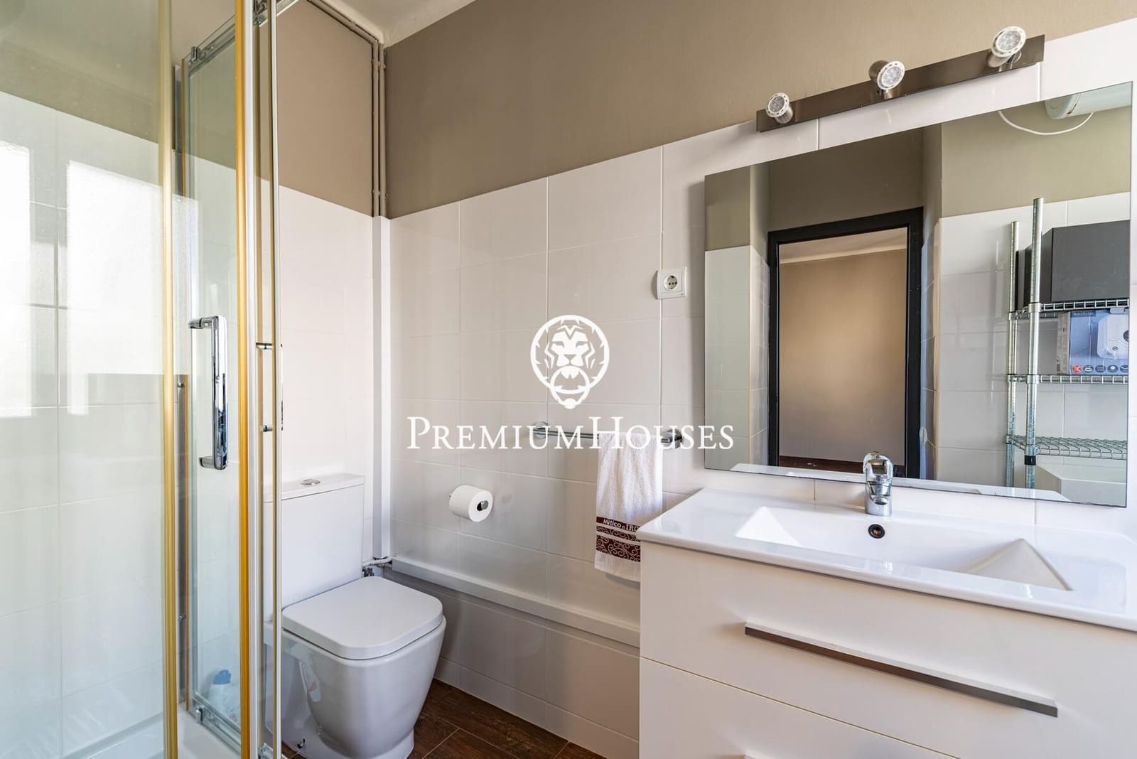 4 sypialnia Willa na sprzedaż w Sitges z basenem - 1 895 000 € (Ref: 9406637)