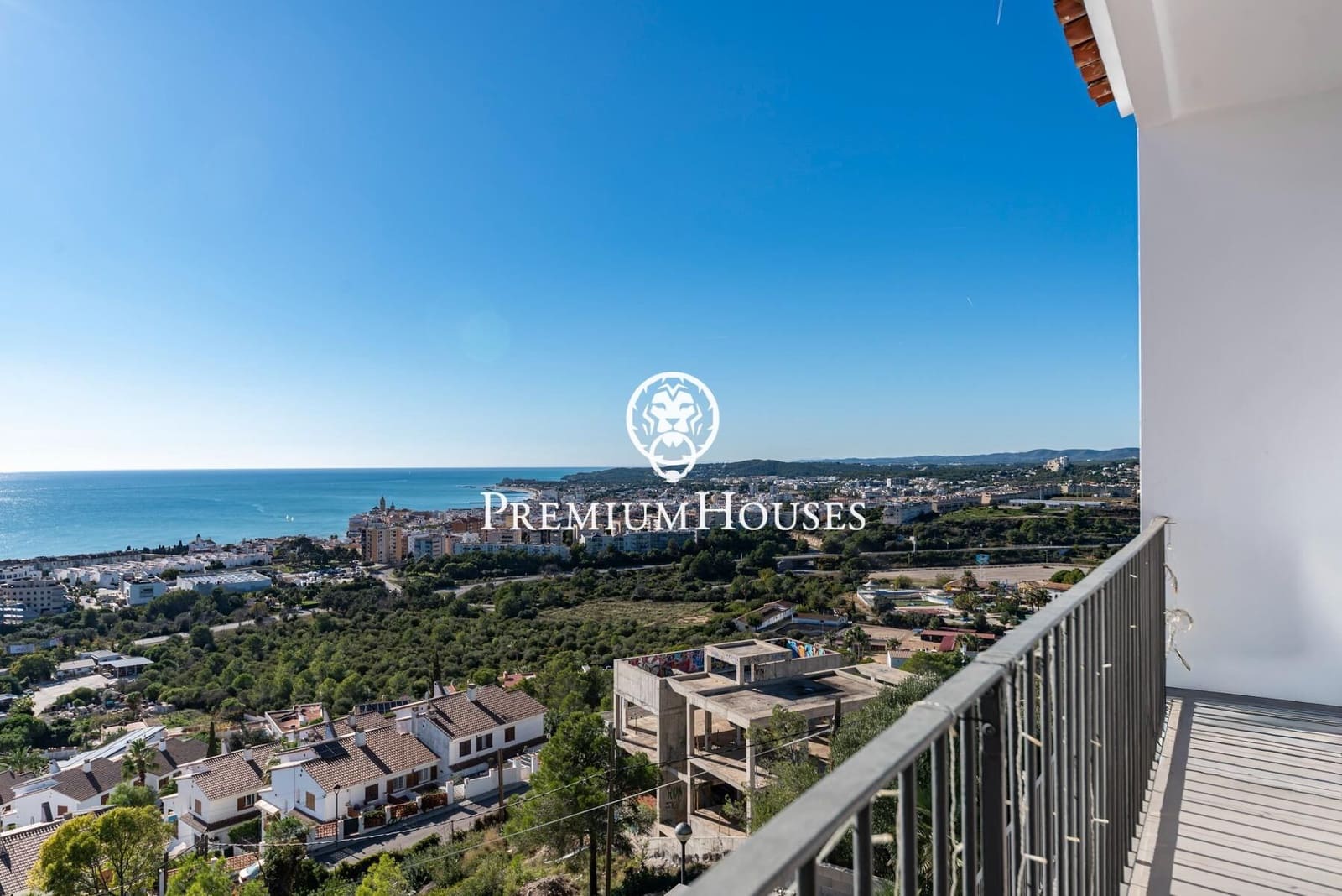 4 sypialnia Willa na sprzedaż w Sitges z basenem - 1 895 000 € (Ref: 9406637)