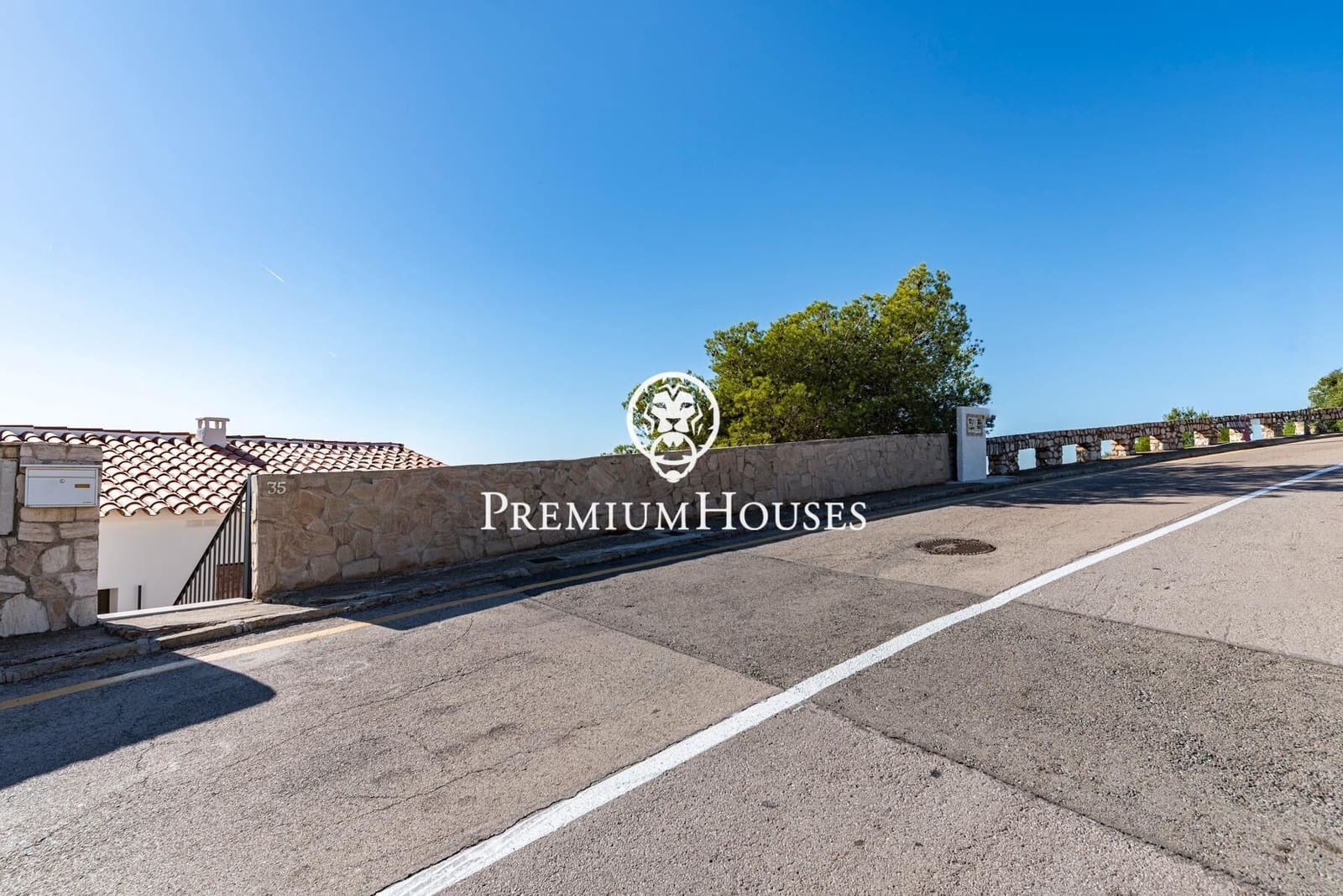 4 sypialnia Willa na sprzedaż w Sitges z basenem - 1 895 000 € (Ref: 9406637)